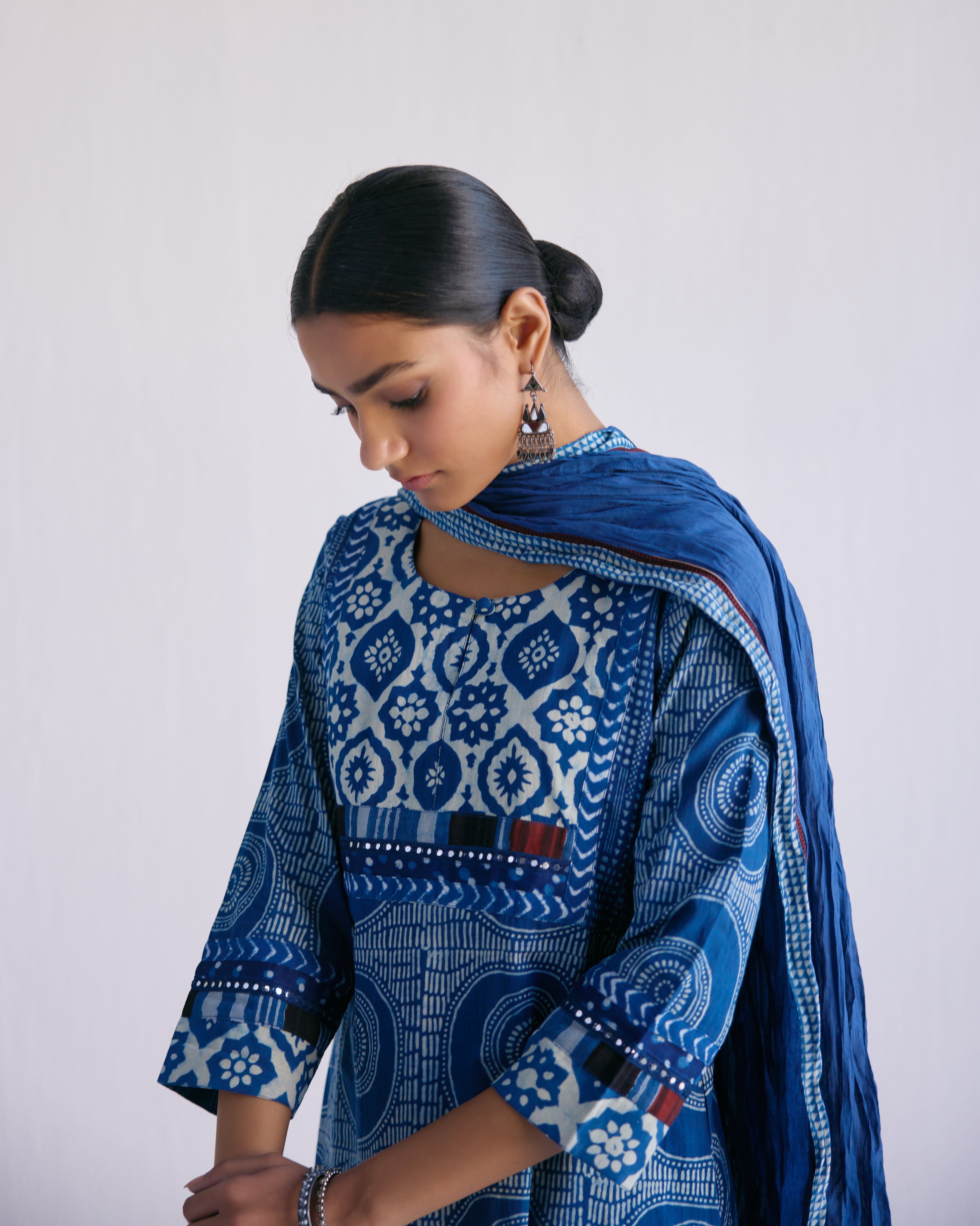 Rozana Cotton Crinkled Dupatta Indigo (9099287396651)