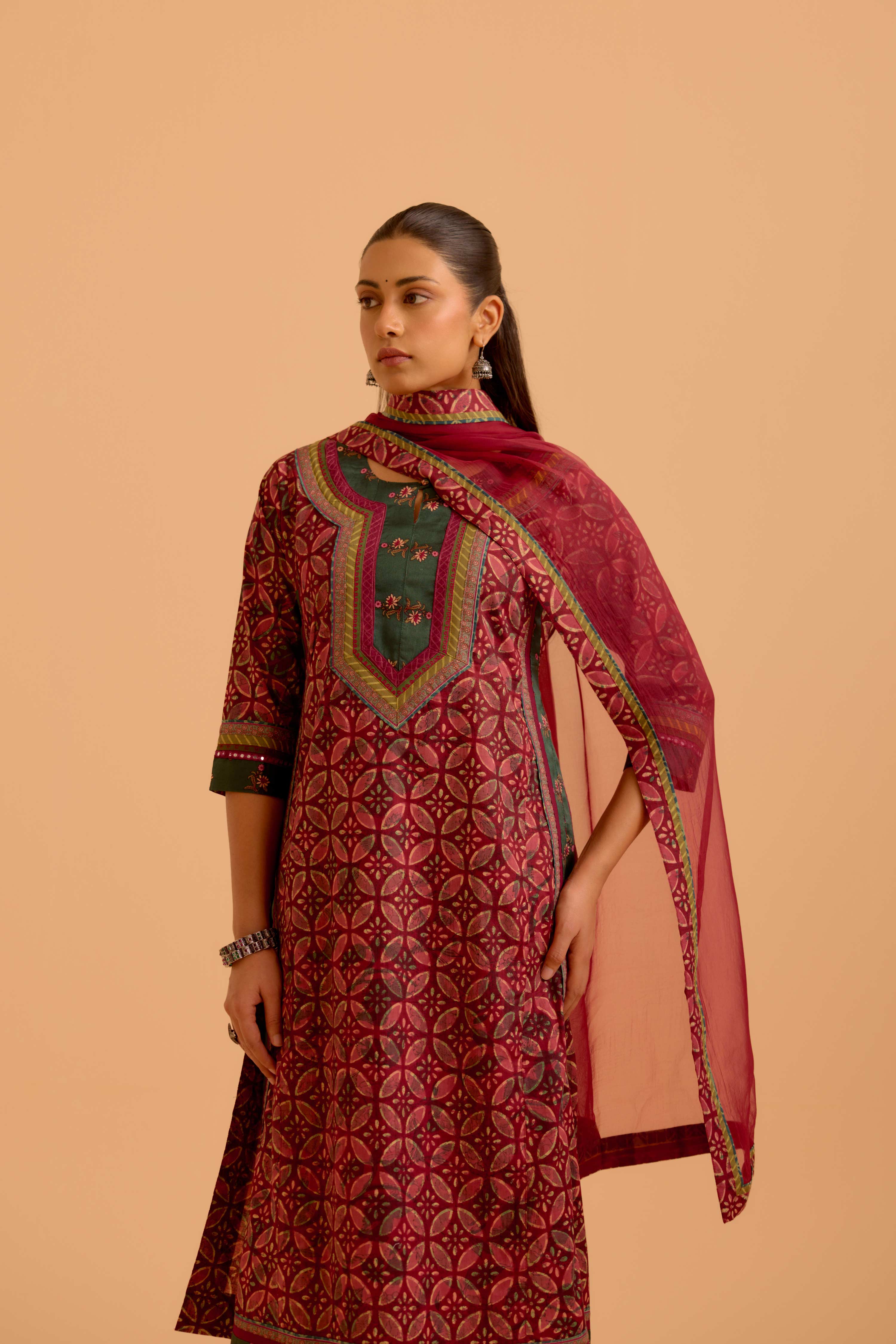 Medh Dupatta Mauve