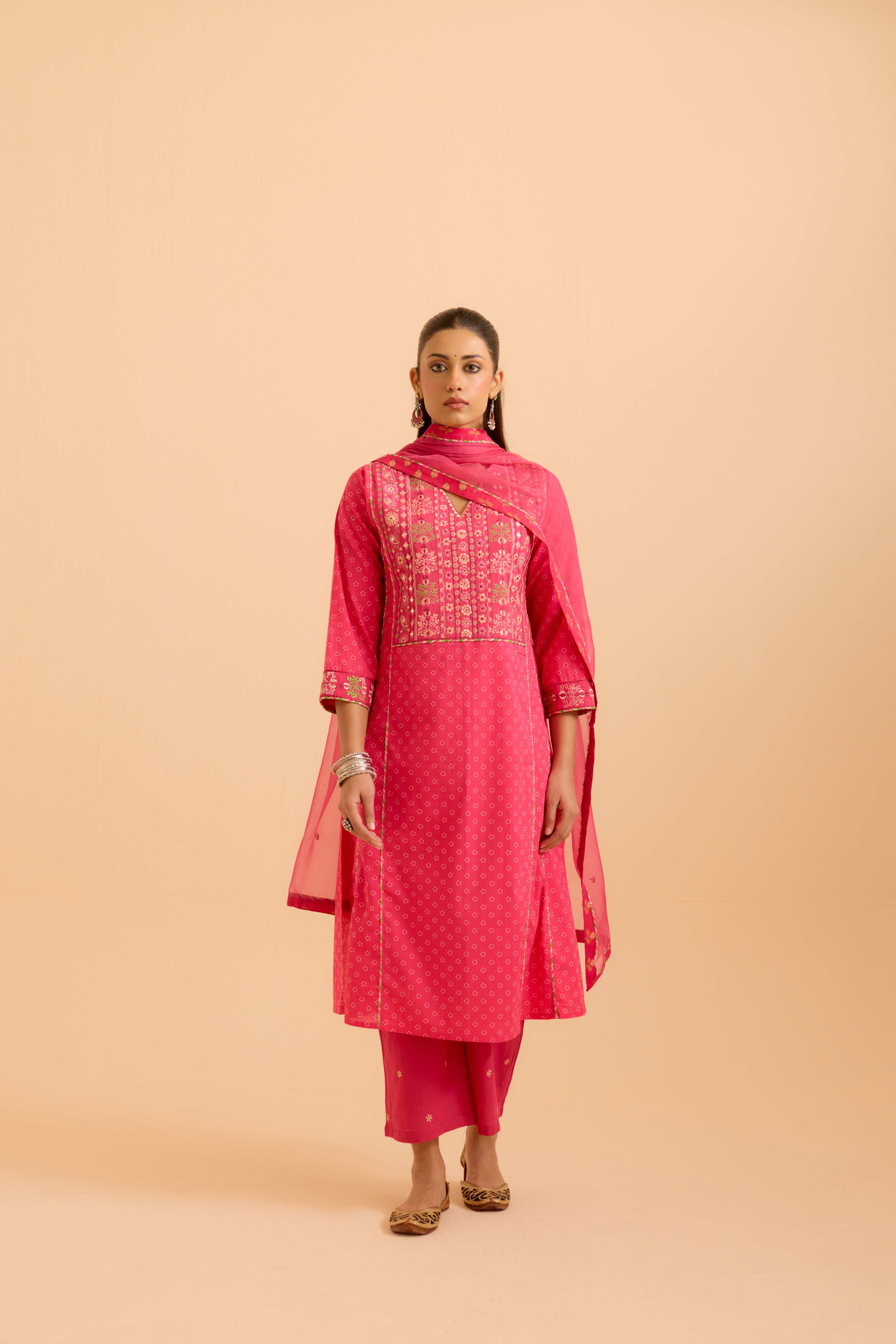 Tulsi Pant Pink