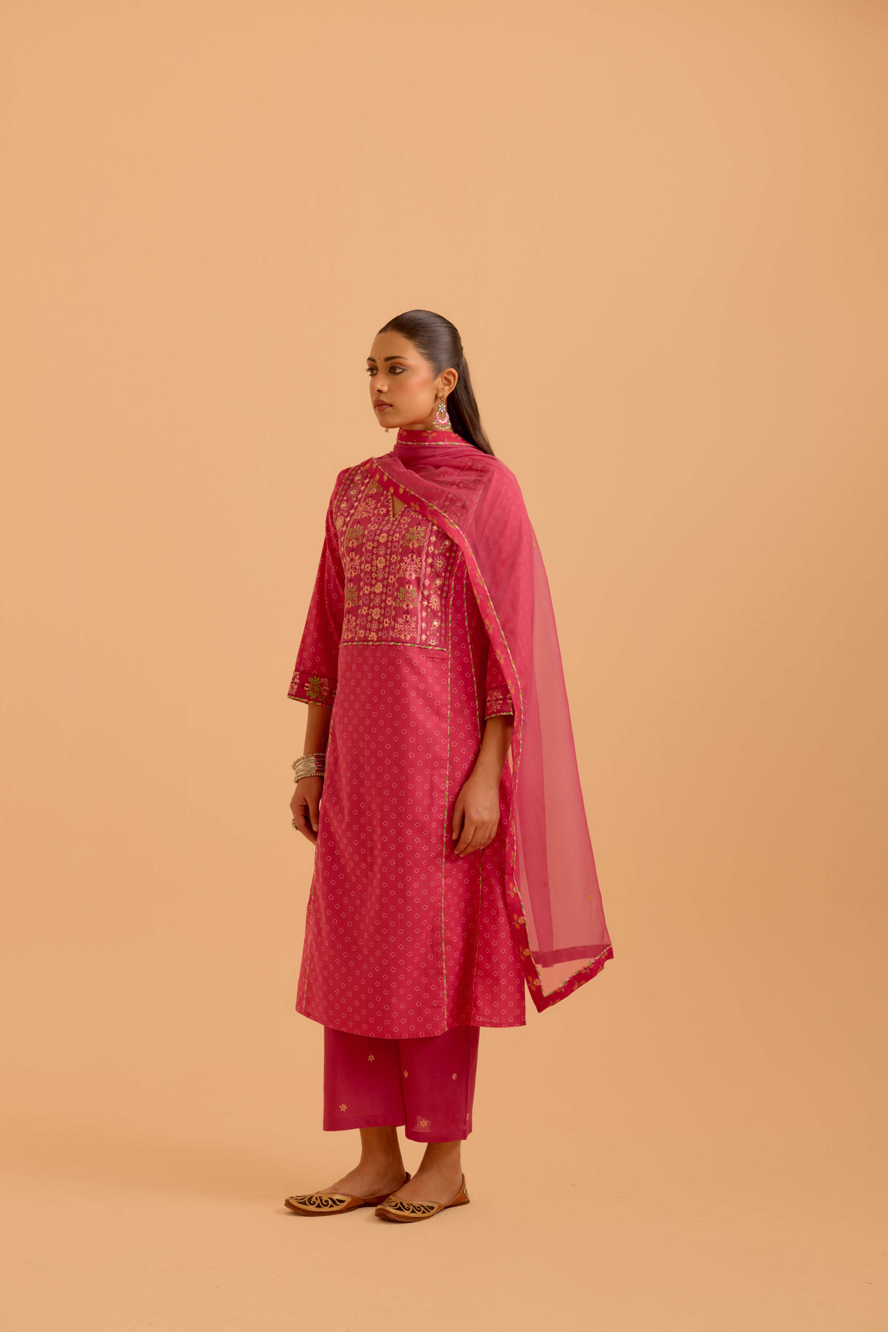 Tulsi Pant Pink