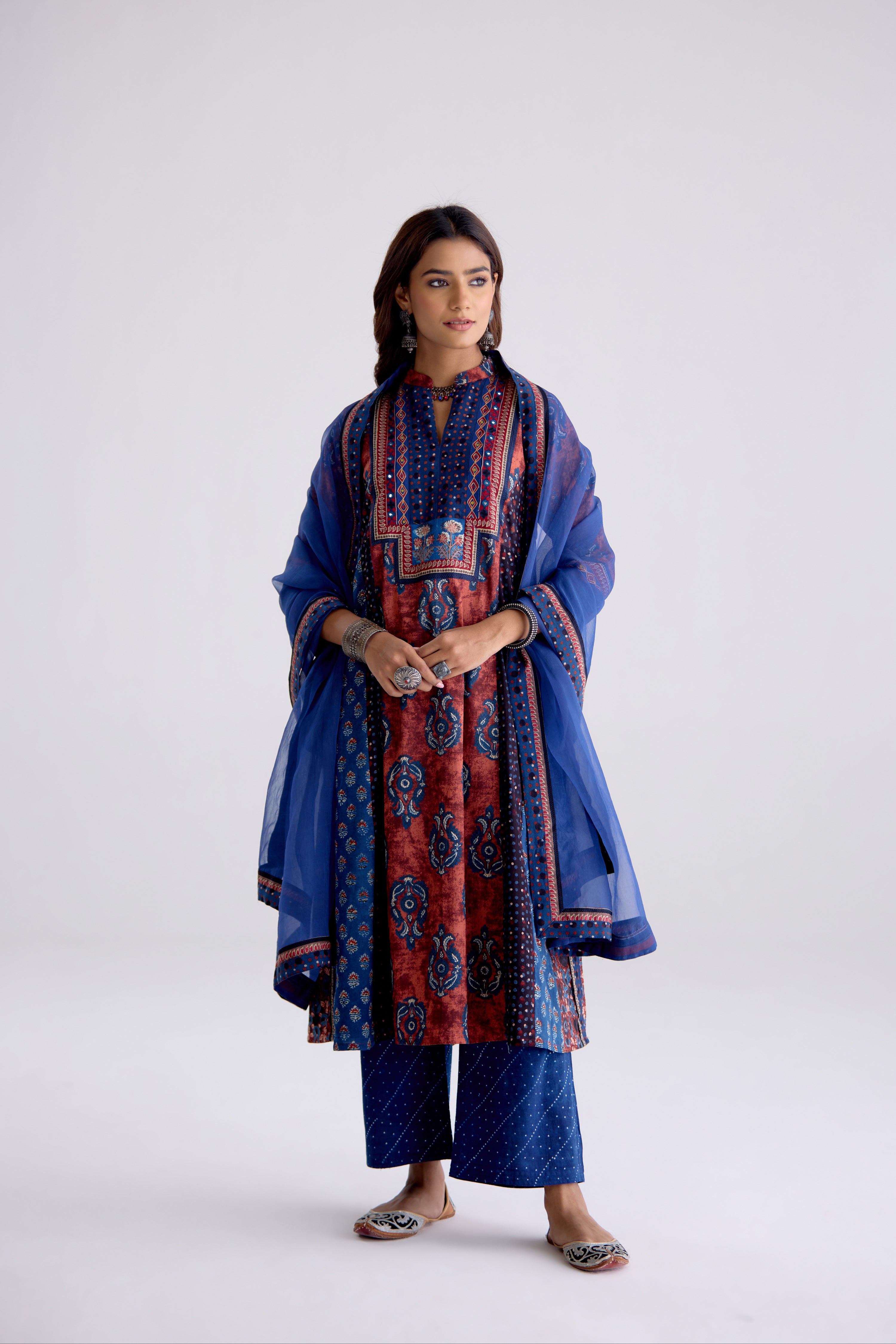 Medh Dupatta Indigo (10104838619435)