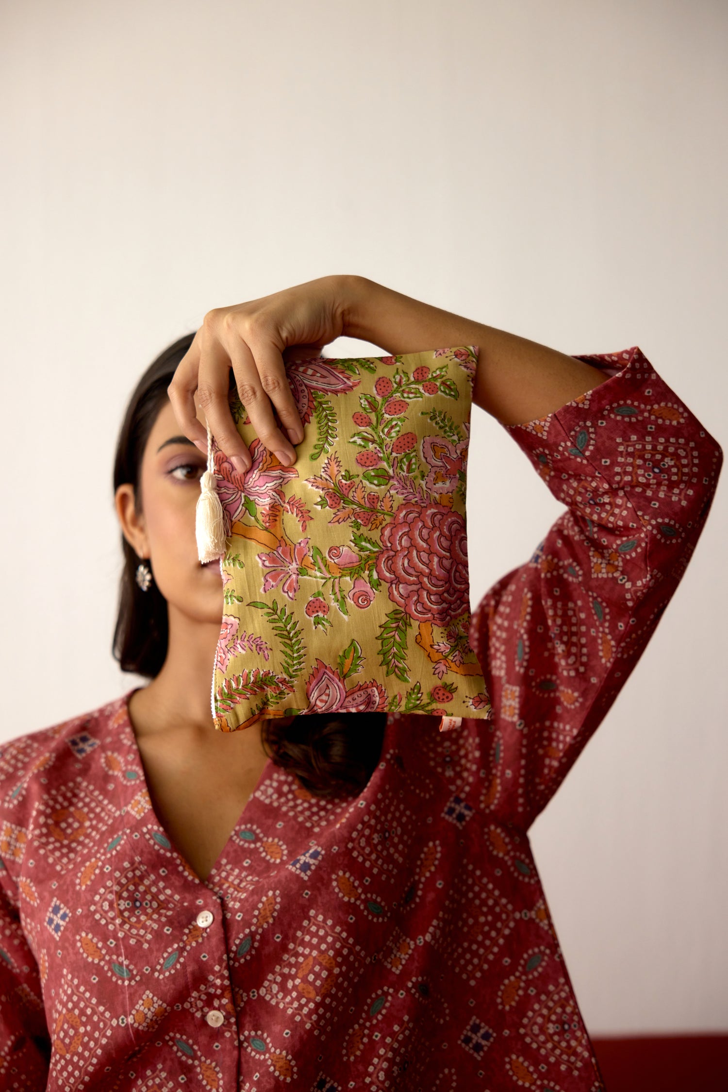 Utility Printed Pouch Light Green Peach (10083444883755)