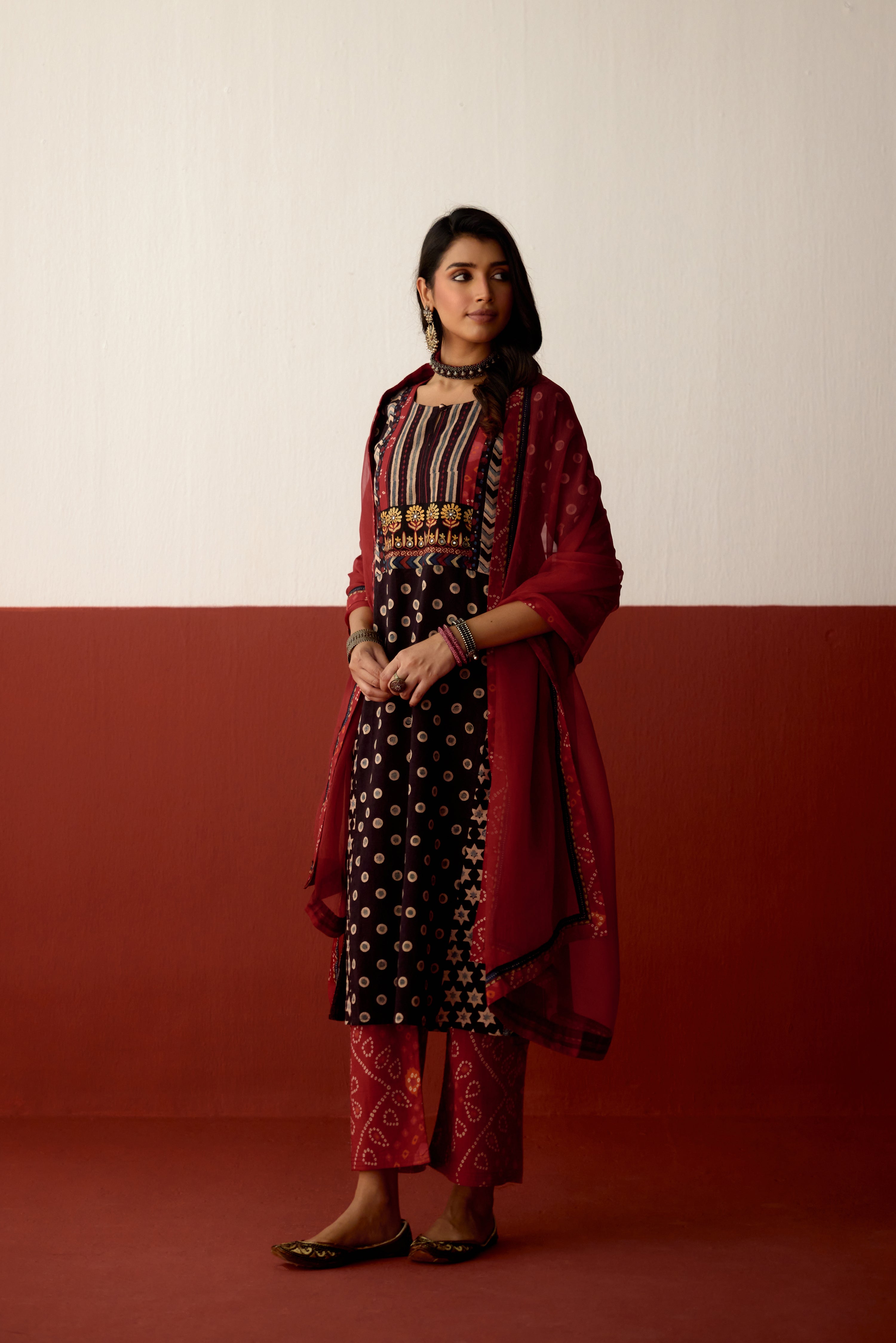 Medh Dupatta Red (10081108197675)