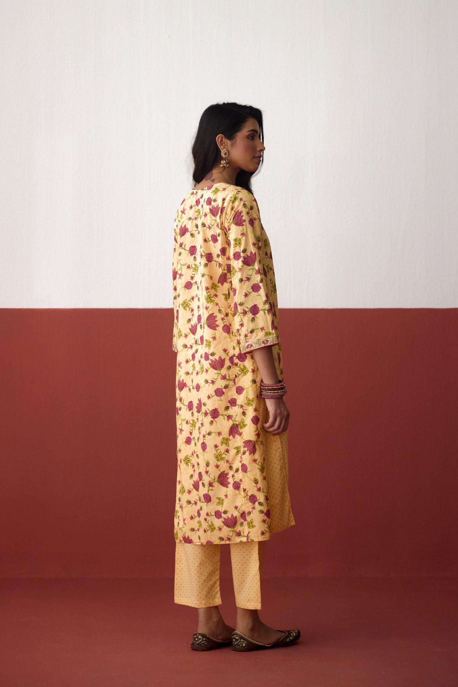 Tulsi Embroidered Cotton Printed Kurta Cream Pink (10083417981227)