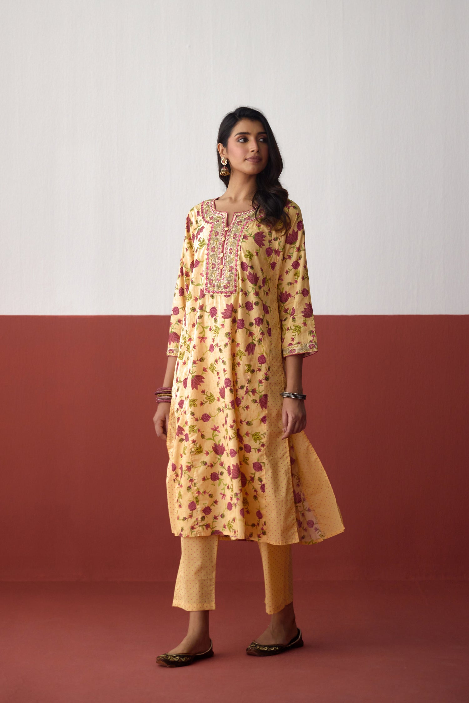 Tulsi Embroidered Cotton Printed Kurta Cream Pink (10083417981227)