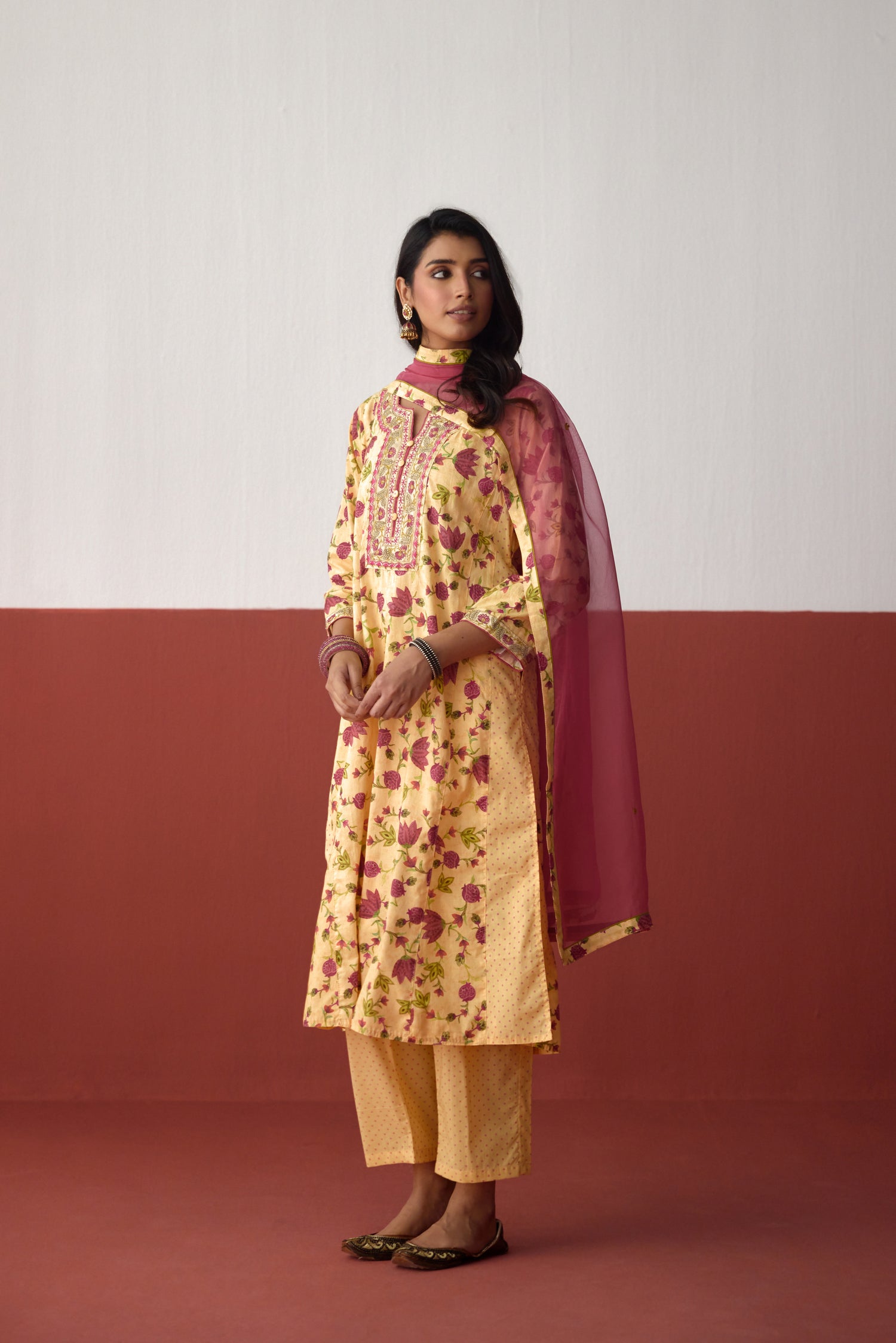 Tulsi Embroidered Cotton Printed Kurta Cream Pink (10083417981227)
