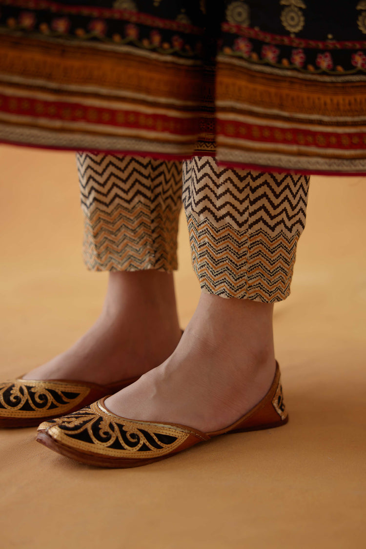 Navya Pant Beige Black (8828662808875)