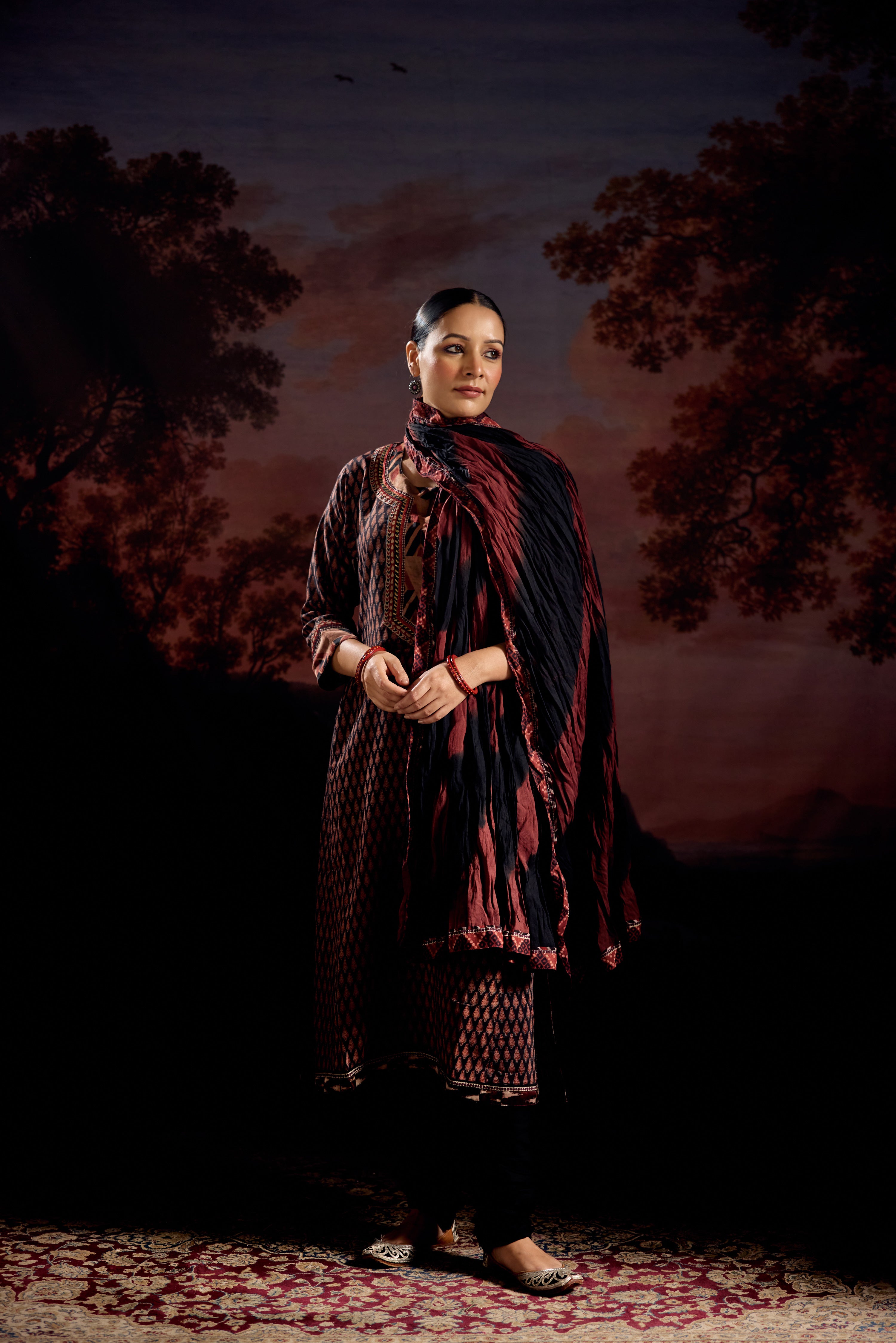 Rozana Dupatta Black Rust