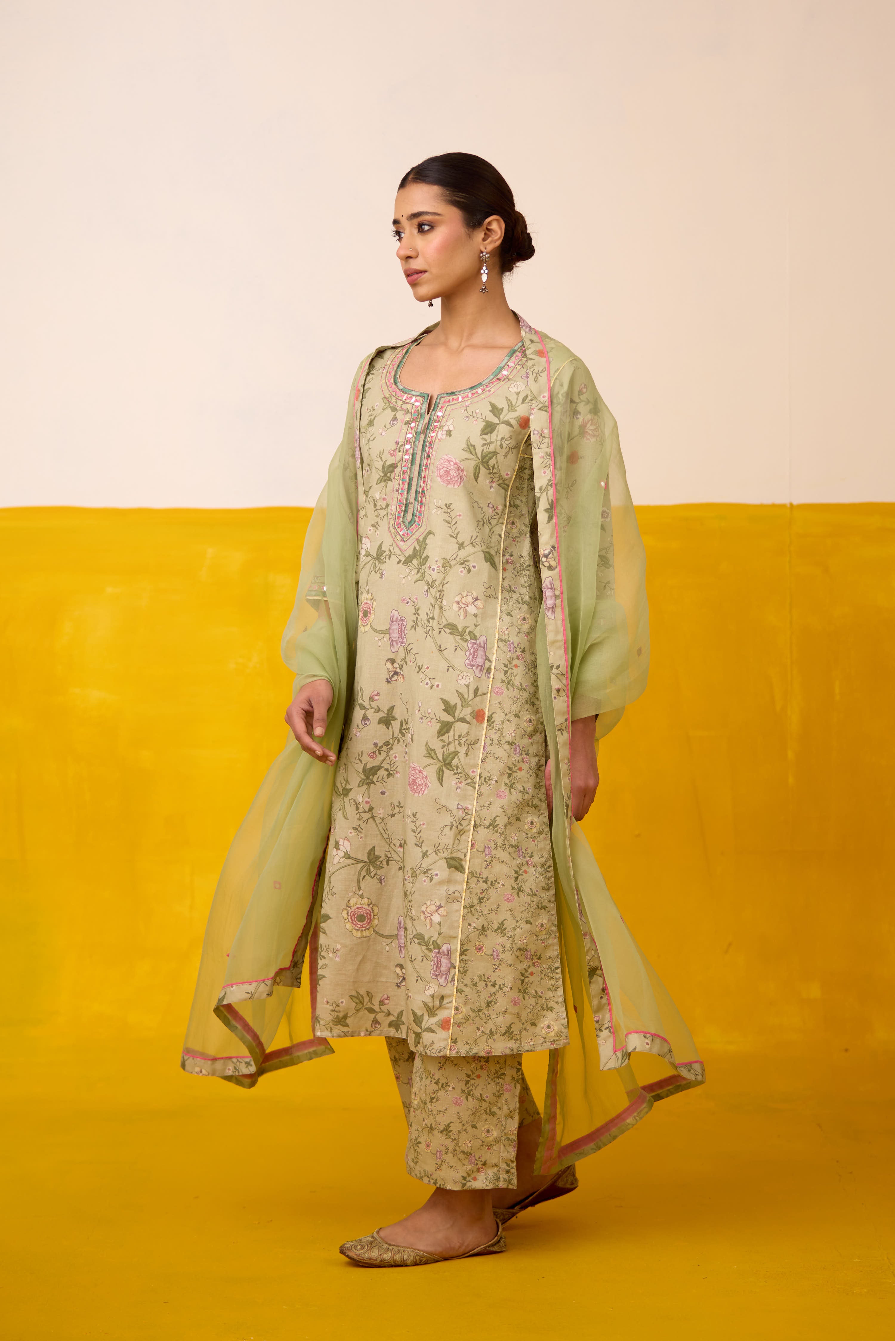 Dienne Dupatta Pista Green