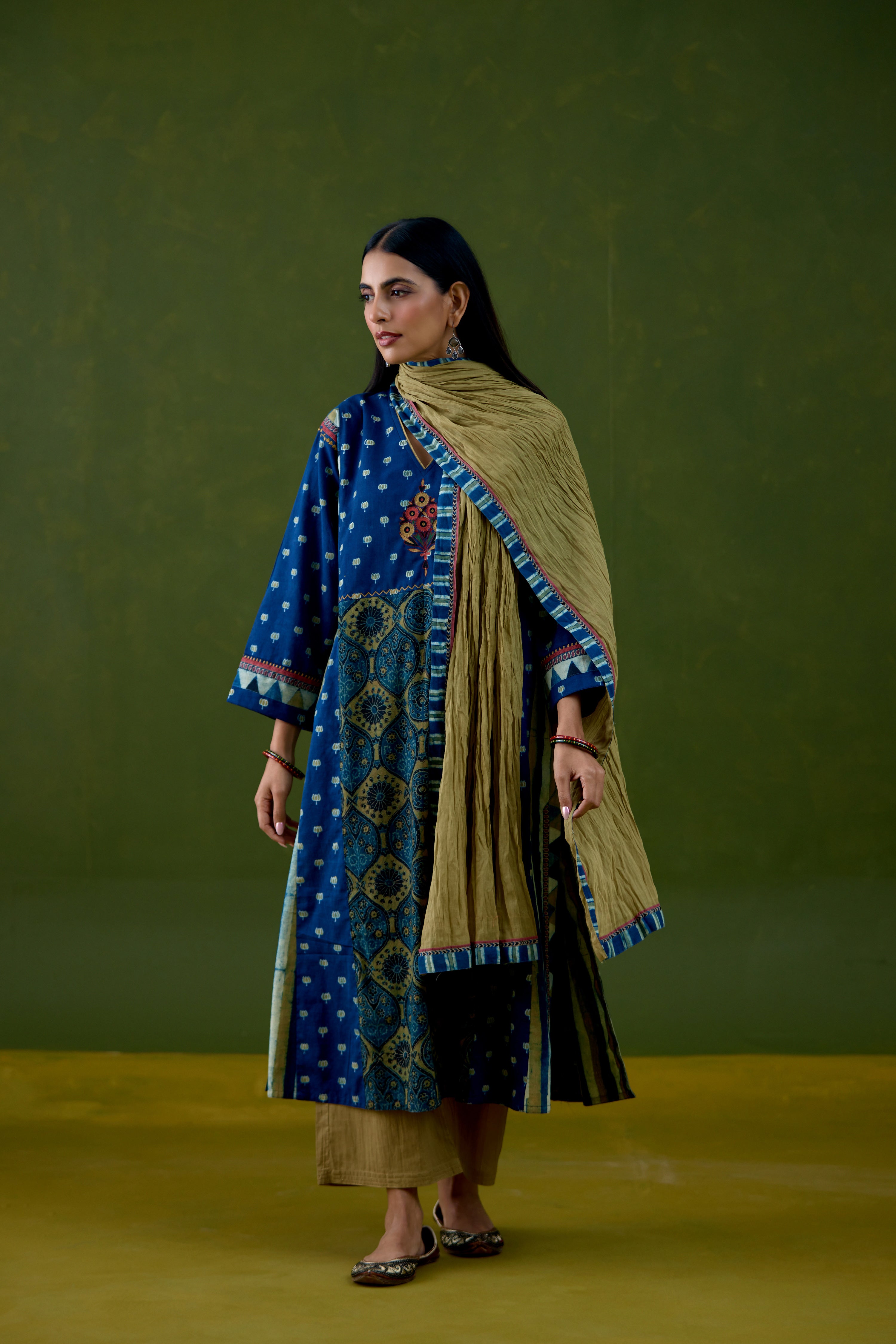 Rozana Dupatta Ochre Green