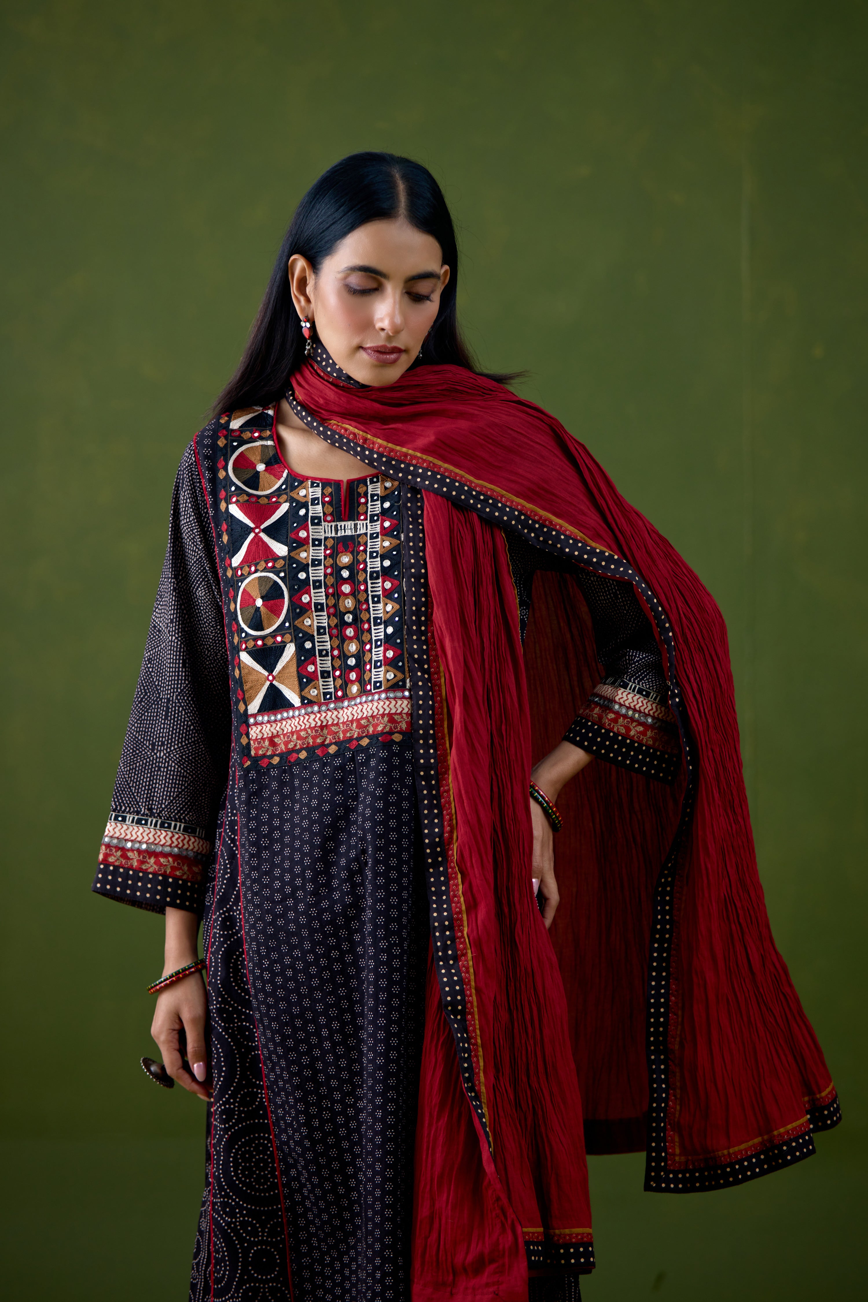 Rozana Dupatta Maroon