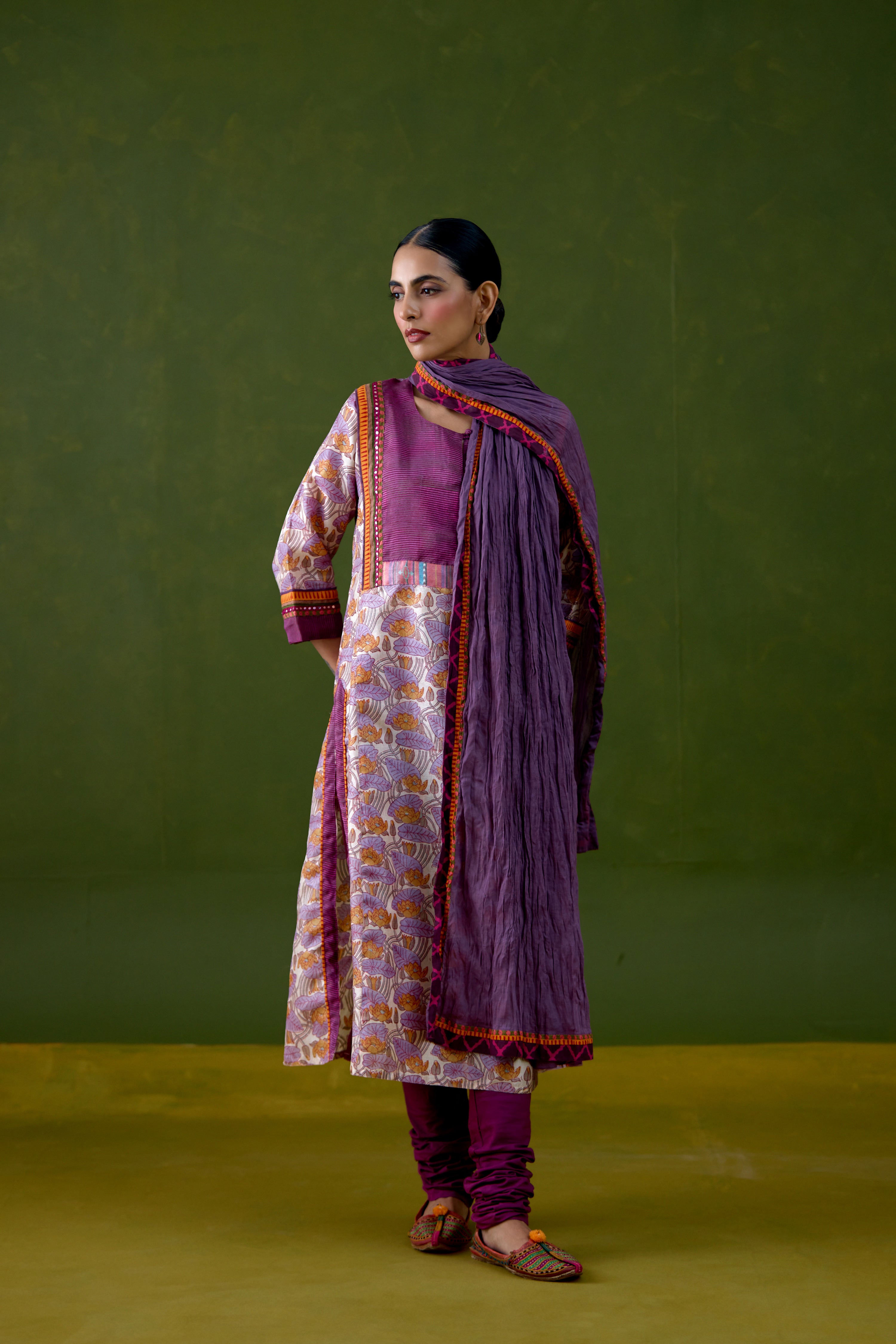 Rozana Dupatta Mauve