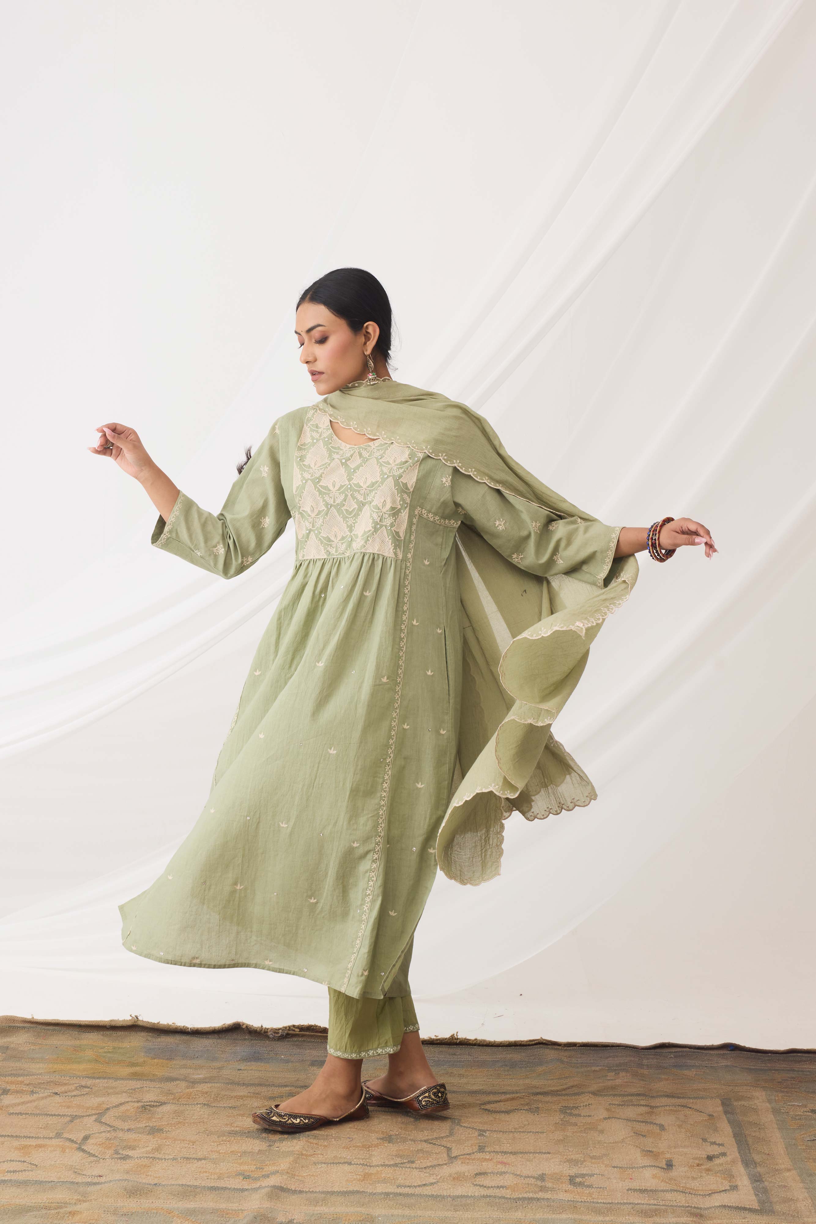 Meera Dupatta Pista green (9963485135147)