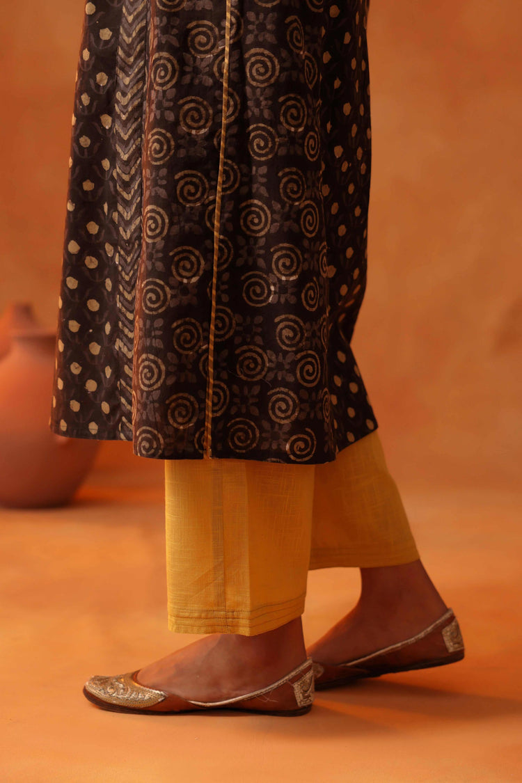Rozana Pant Ochre (8439386767659)