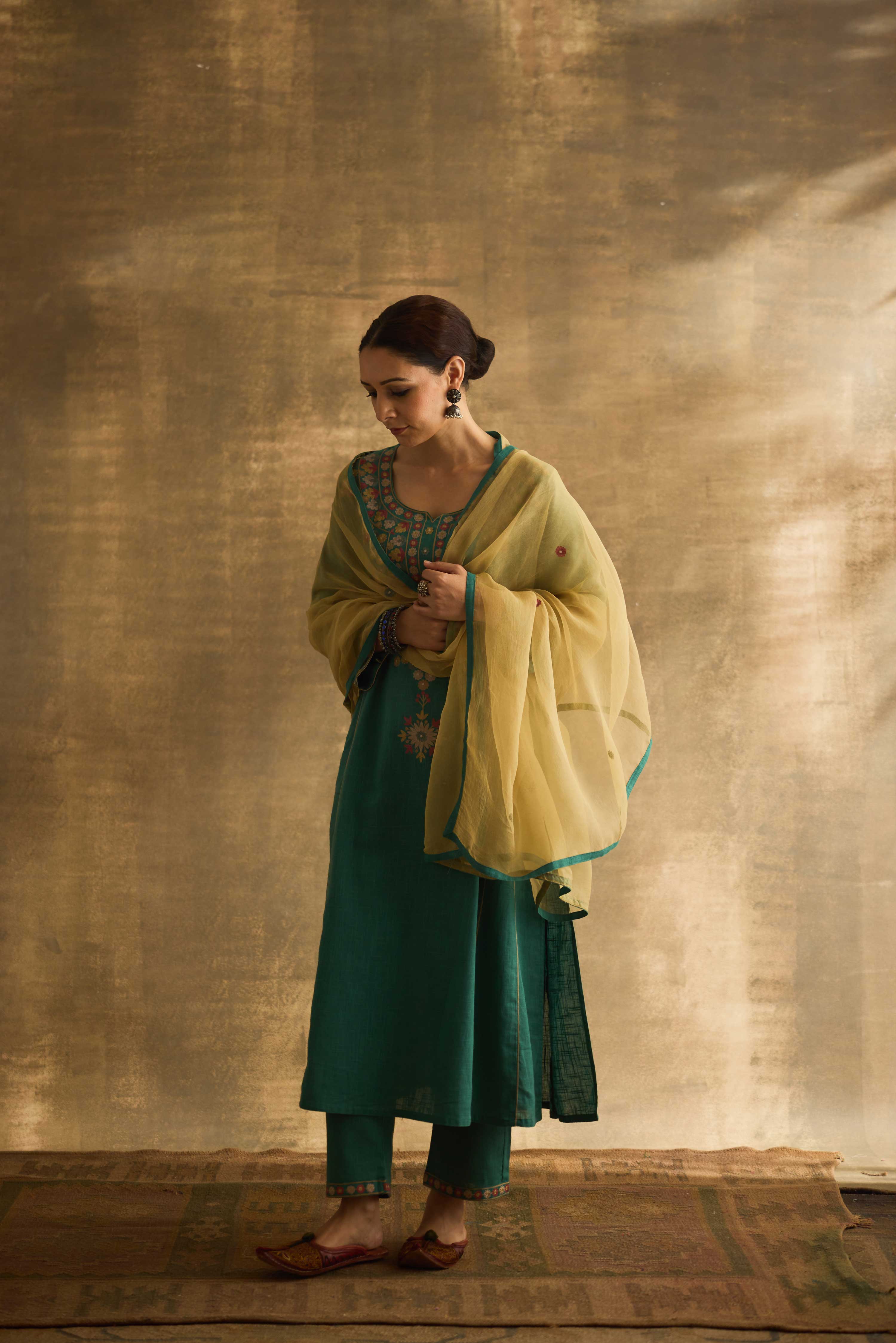 Tulsi Dupatta Sage (9888503824683)