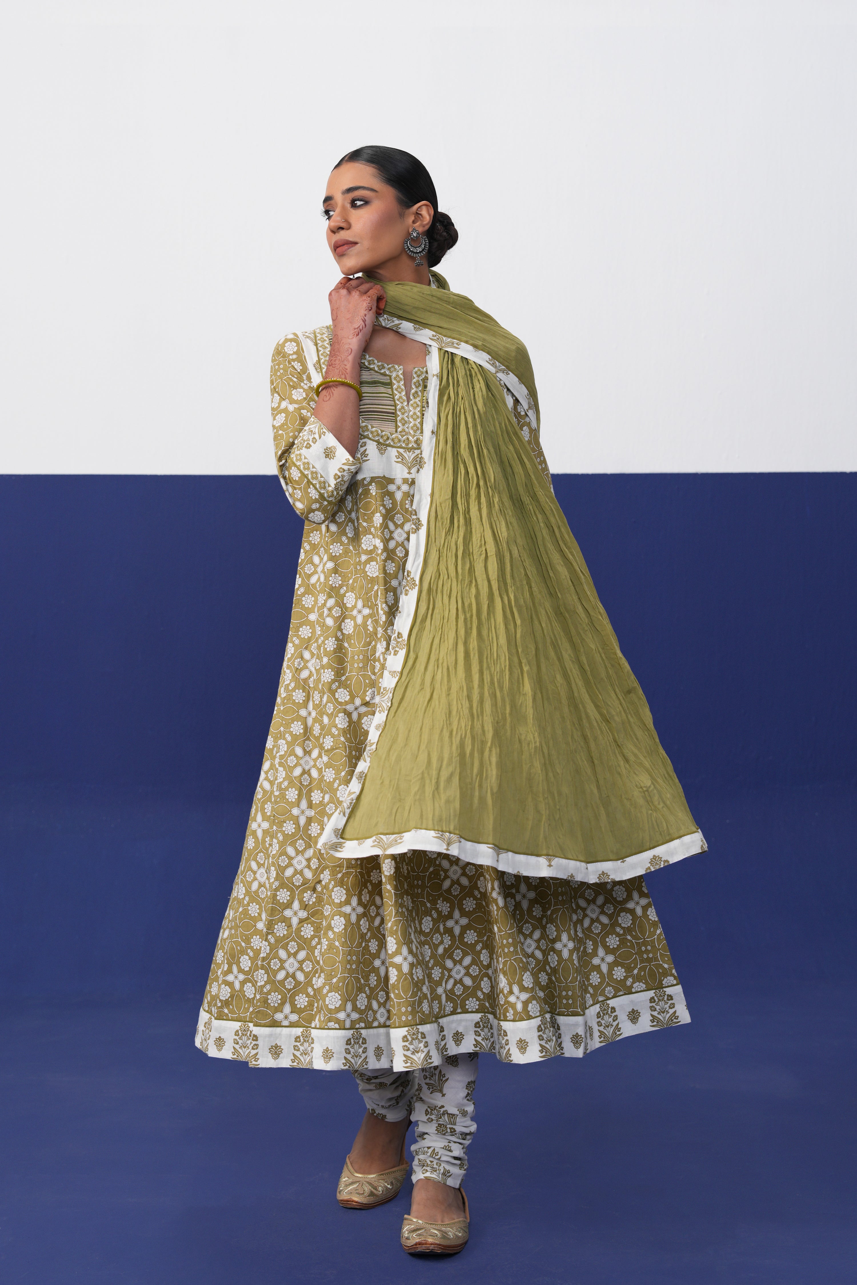 Rozana Dupatta Olive Green
