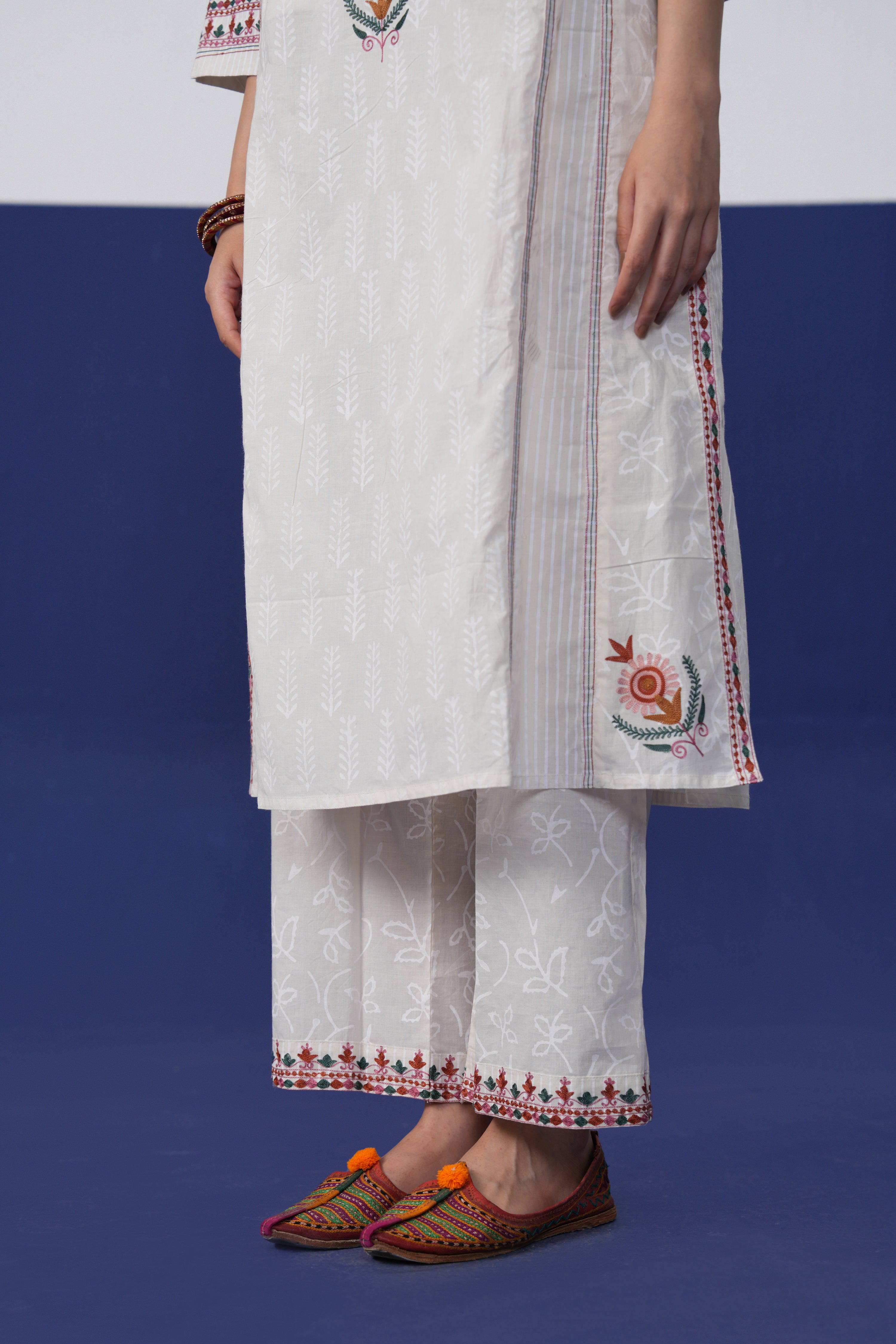 Tulsi Pant Cream