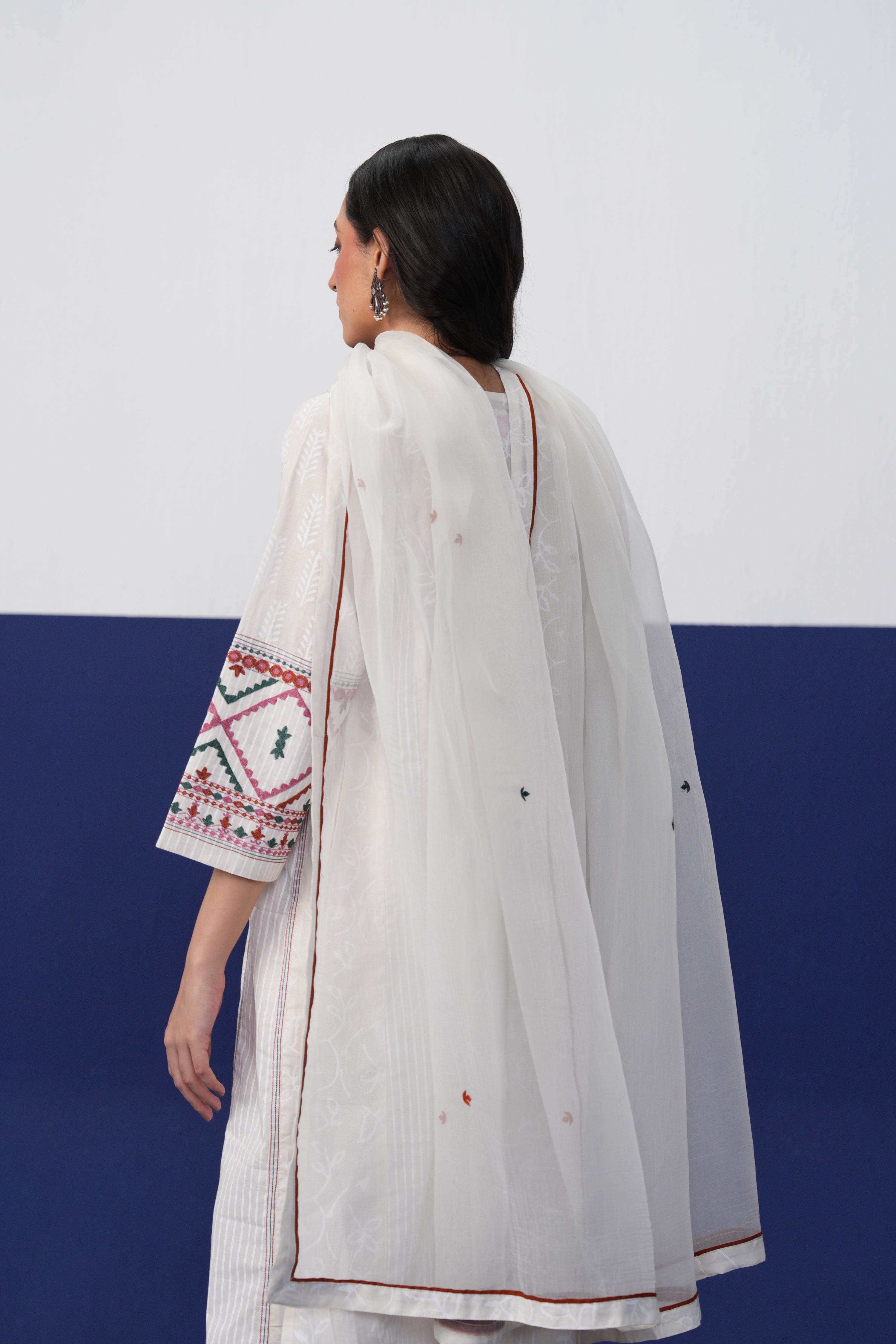 Tulsi Dupatta Cream