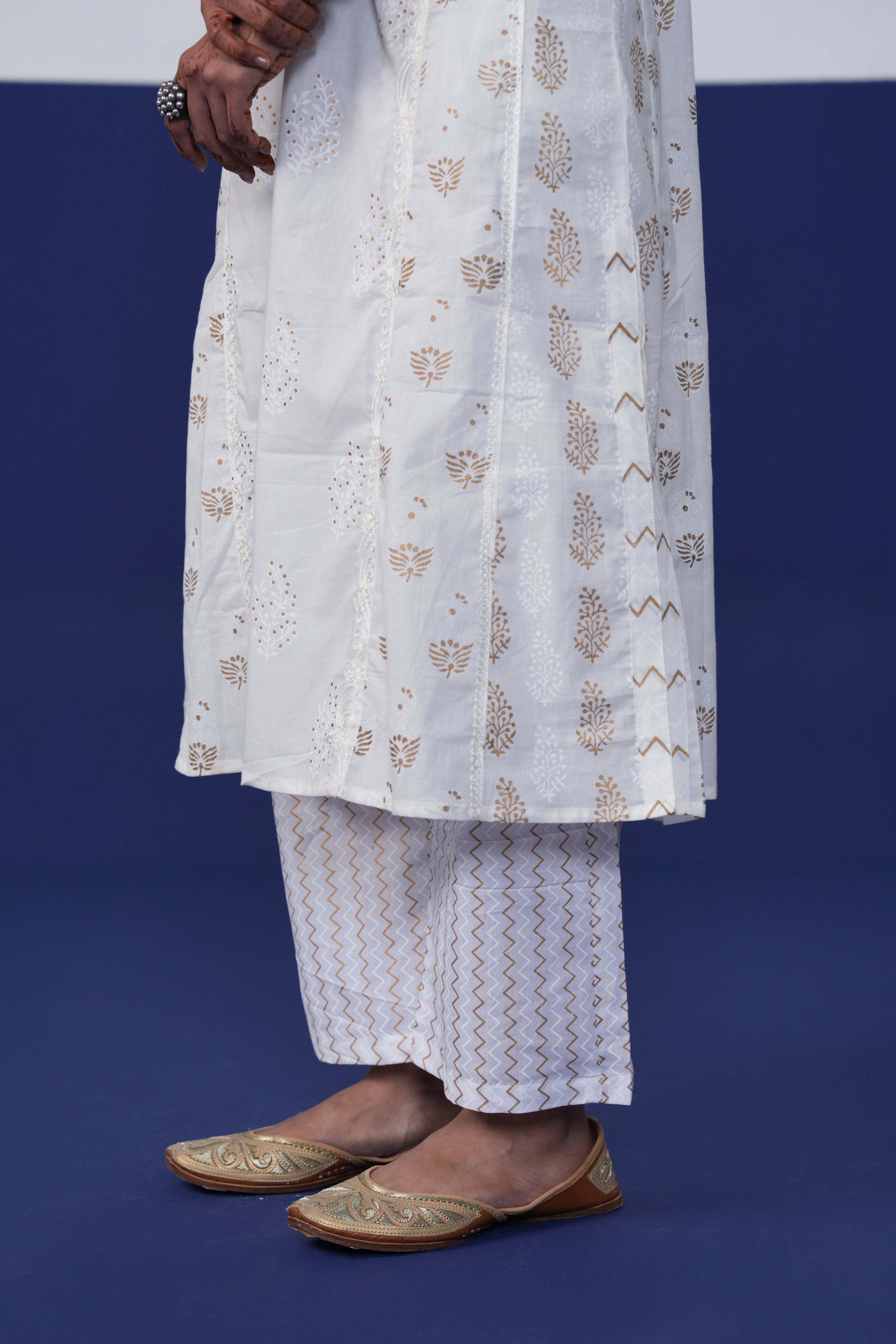 Rozana Pant Cream Gold