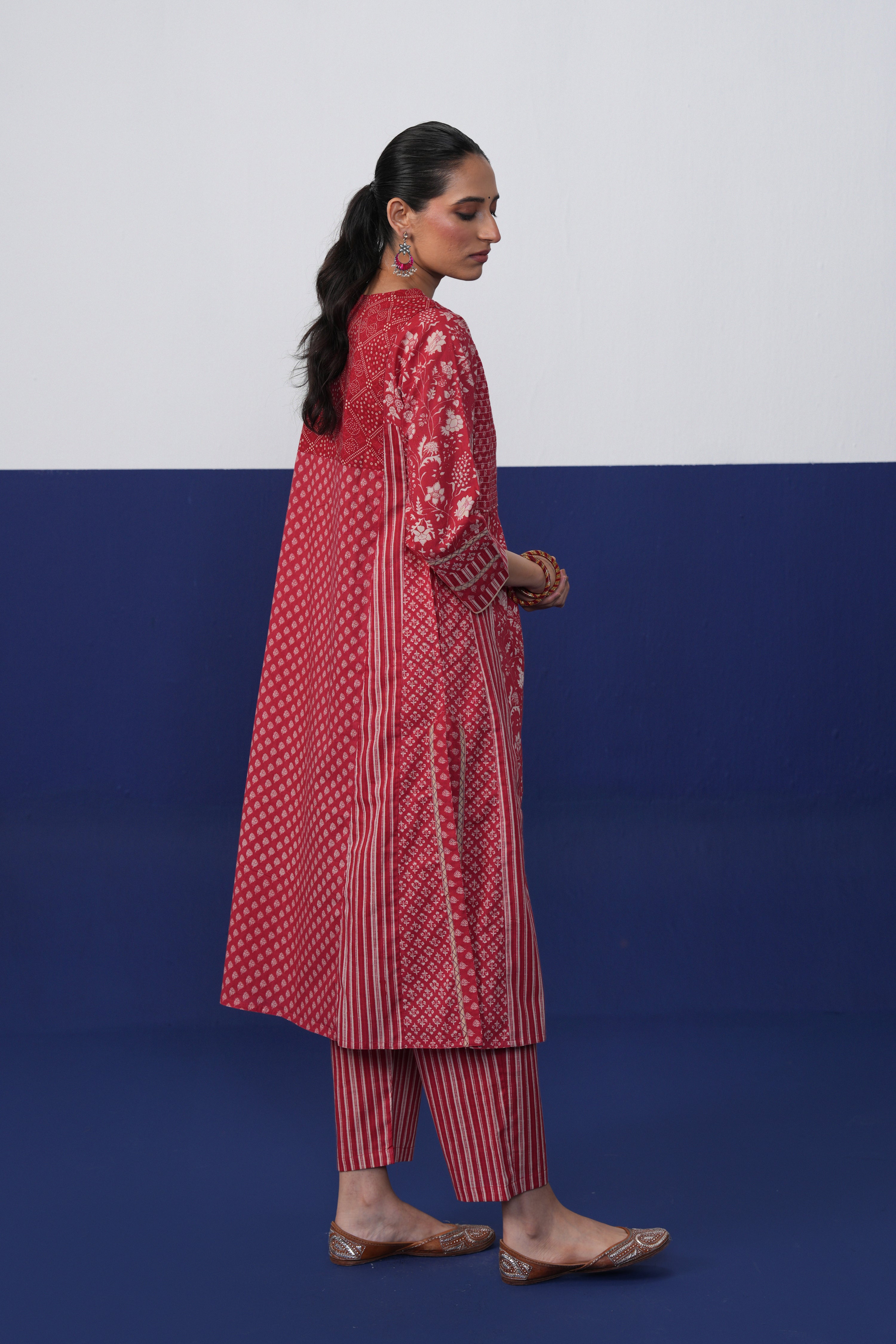 Tulsi Pant Red