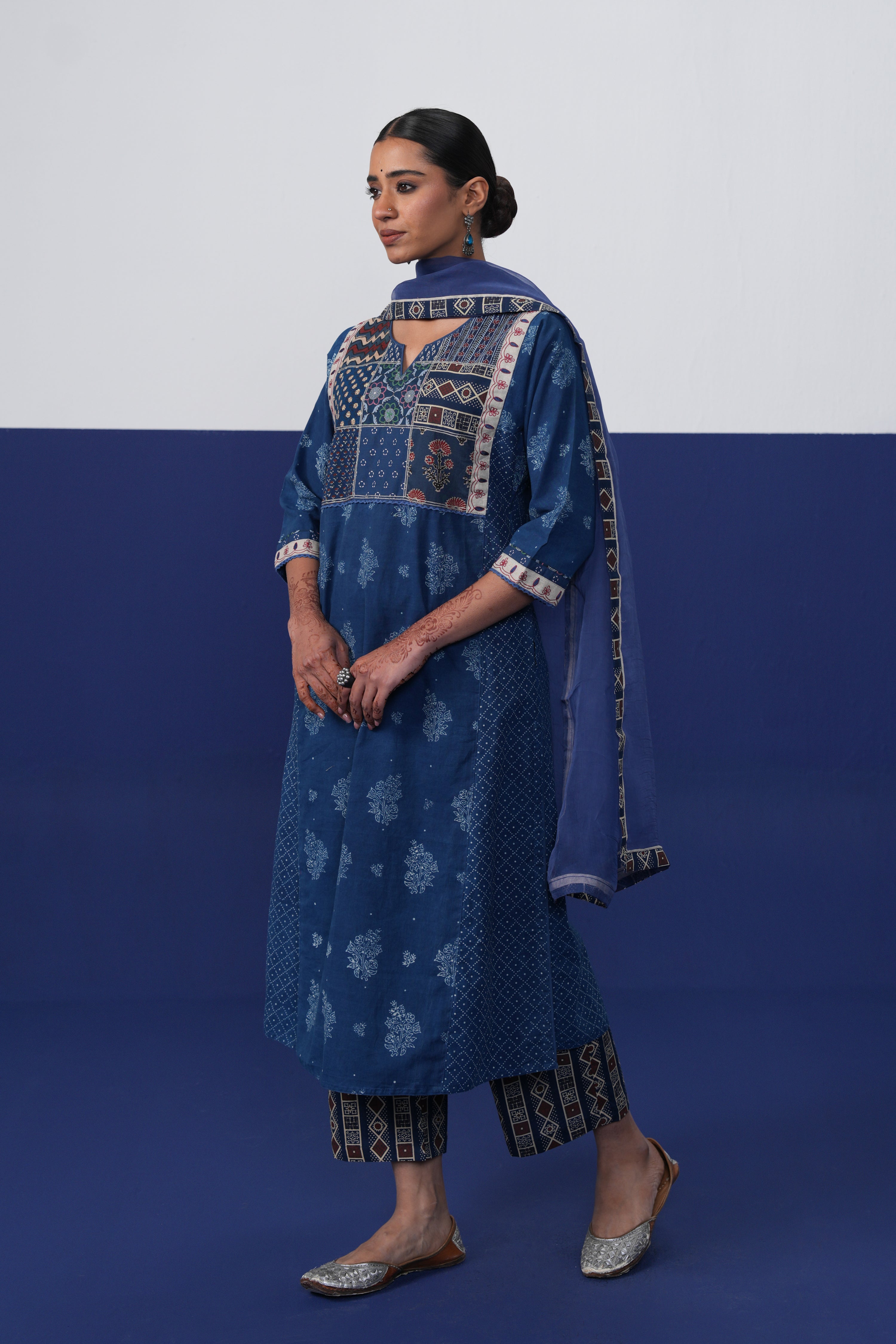 Dienne Dupatta Blue