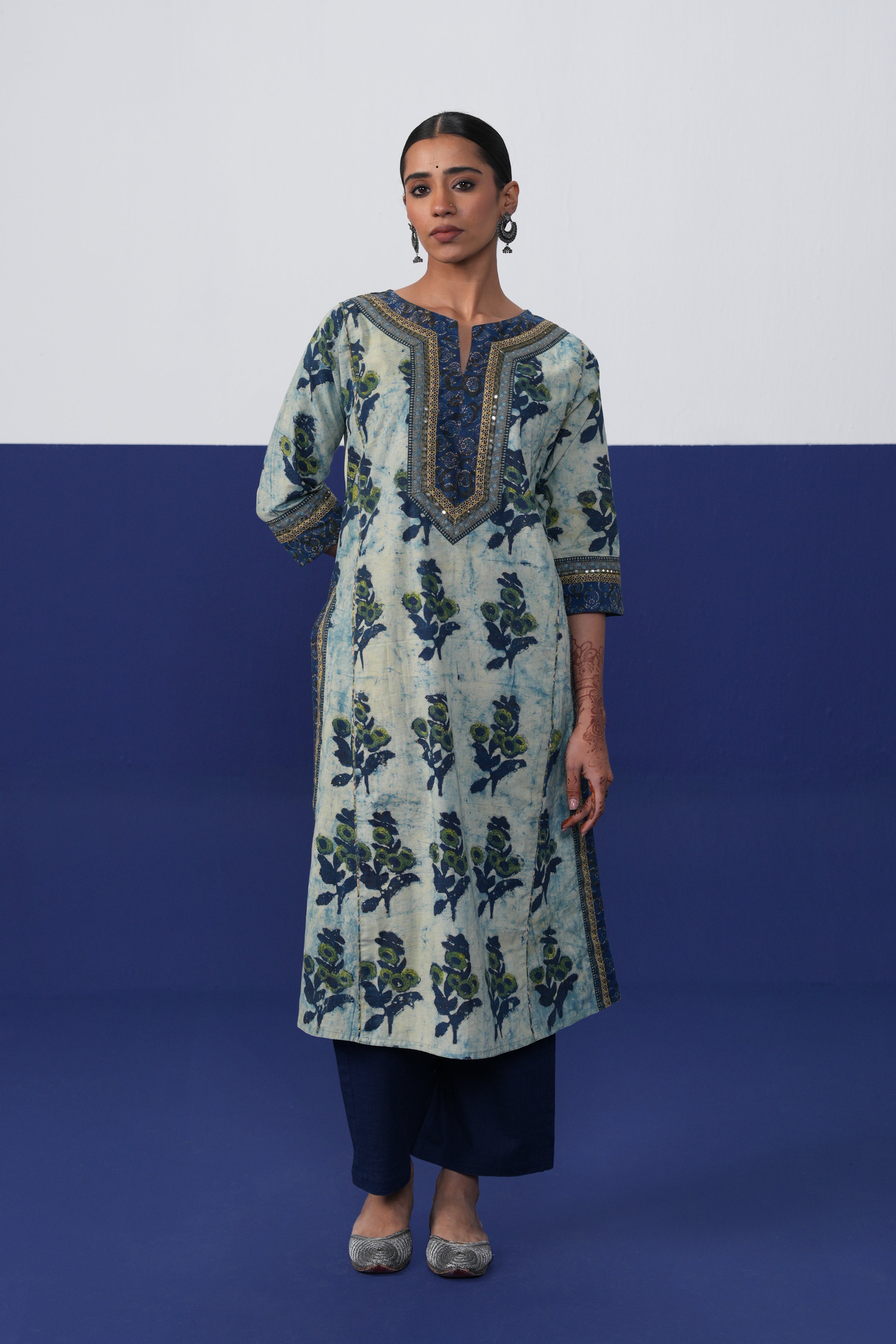 Rozana Pant Dark Blue