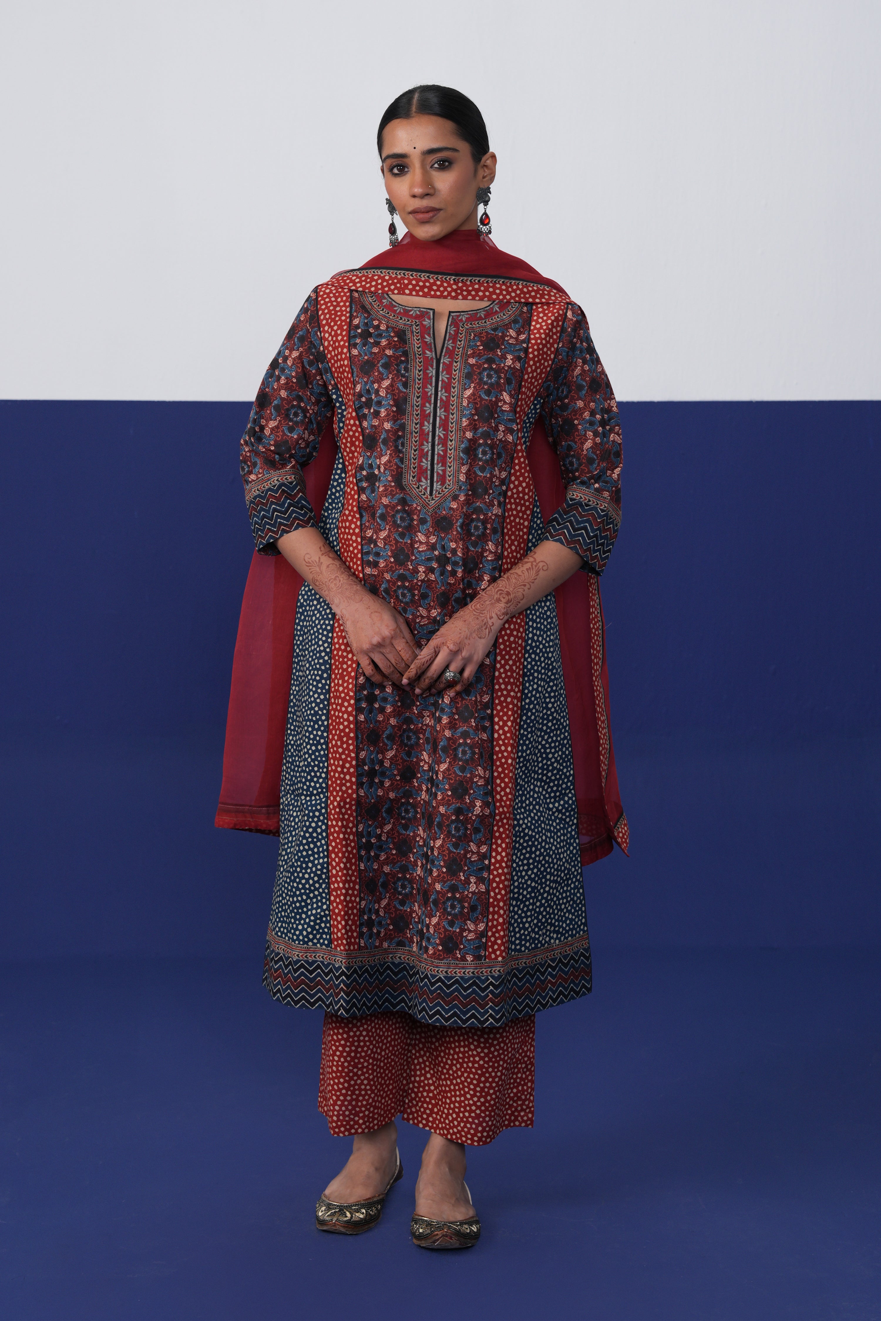 Medh Dupatta Maroon