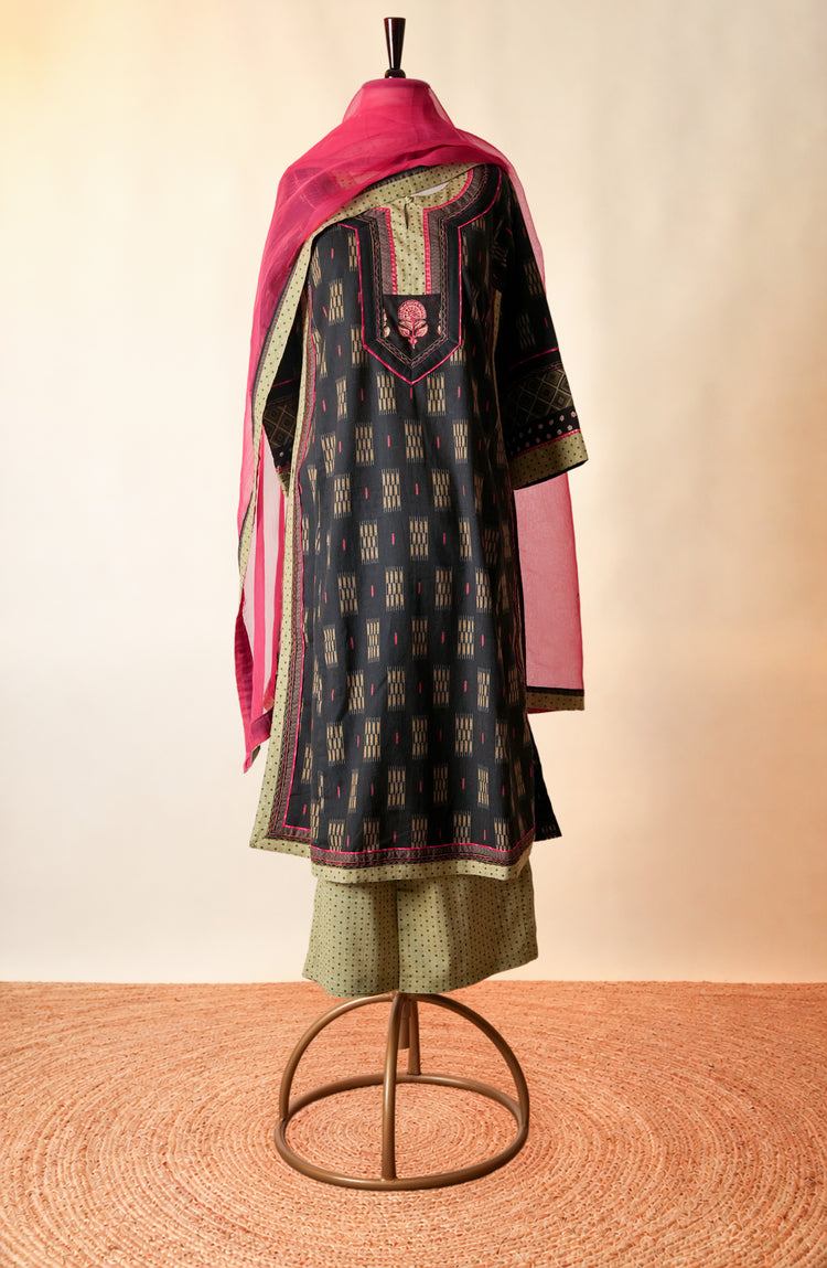 Medh Treated Chiffon Dupatta Pink