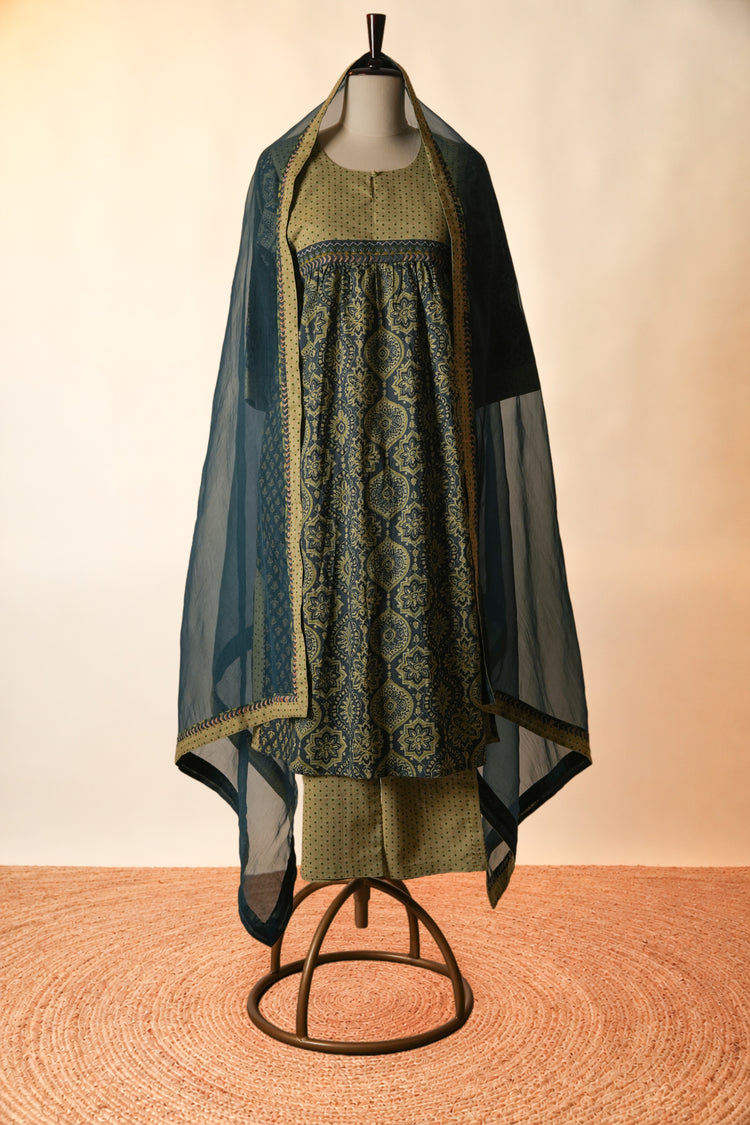 Medh Treated Chiffon Dupatta Blue