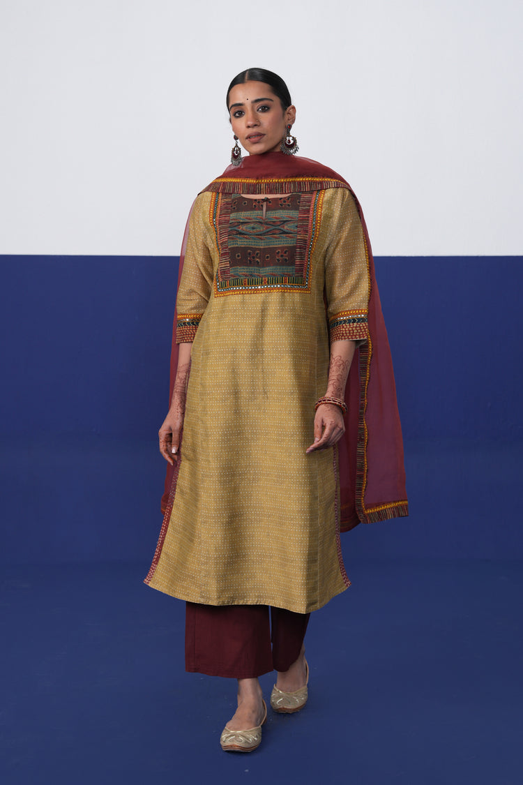 Medh Dupatta Maroon
