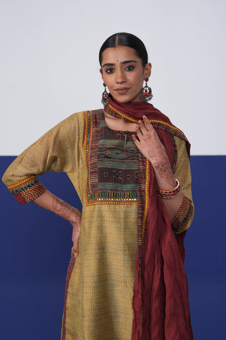 Rozana Dupatta Maroon