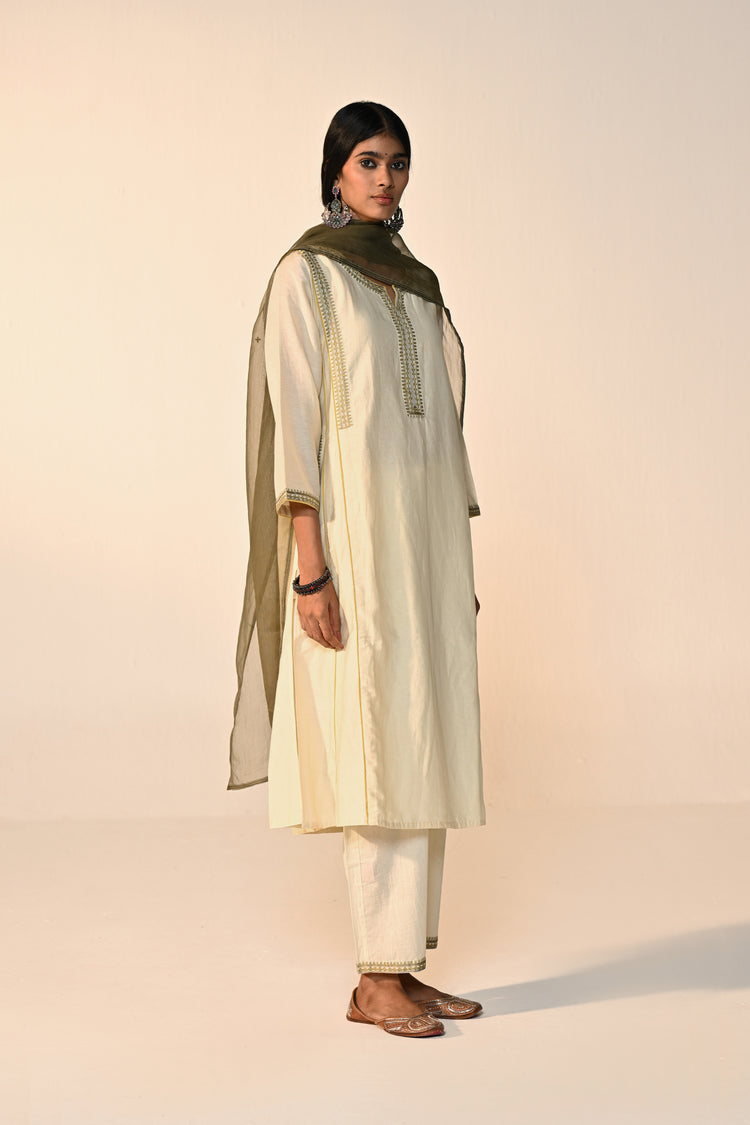 Tulsi Chanderi Solid Kurta Cream (Set Of 3)