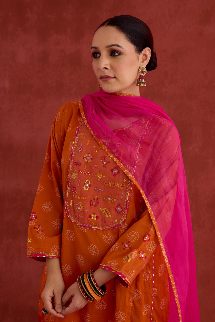 Tulsi Embroidered Printed Kurta Orange (10039958044971)