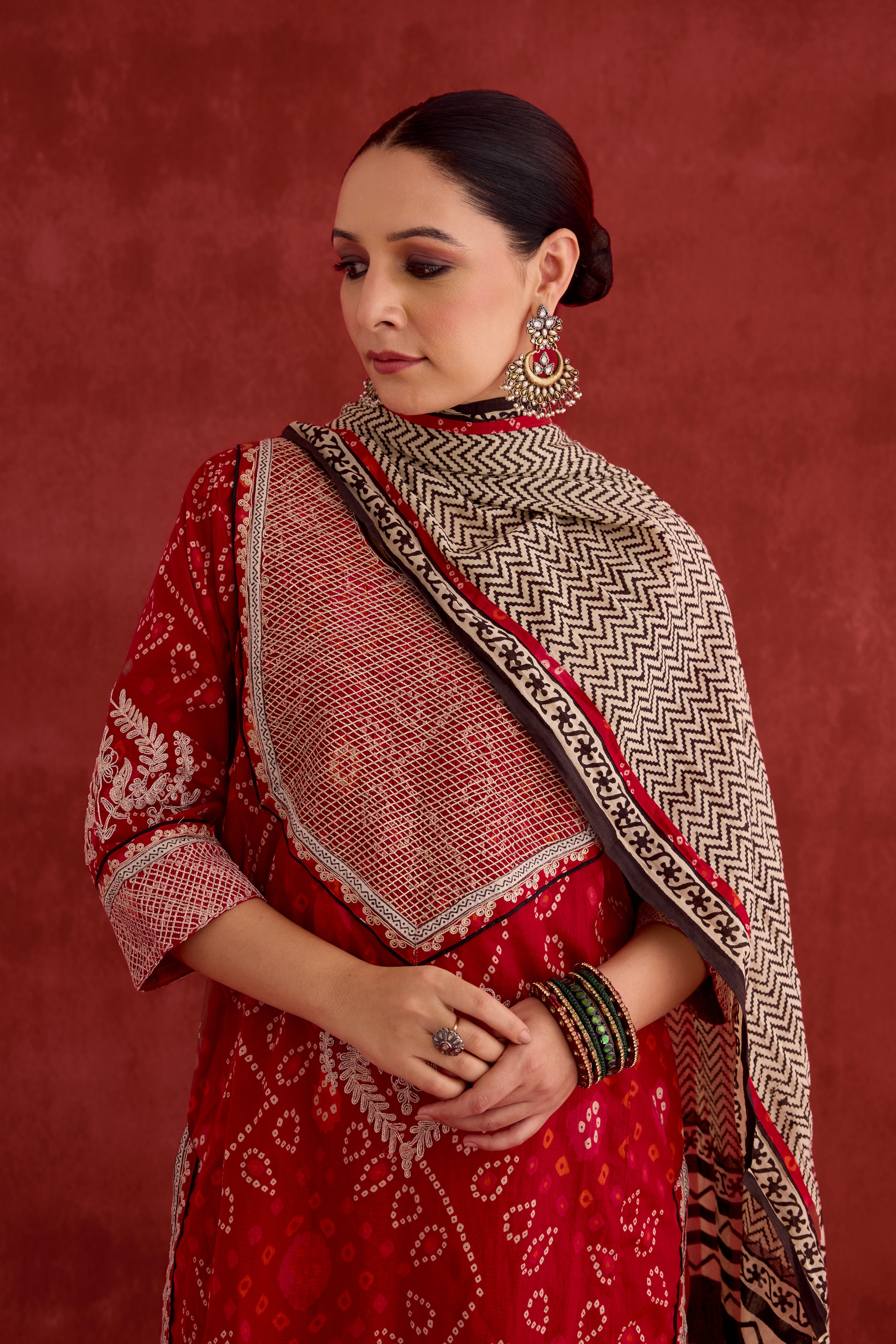 Dienne Dupatta Off White Black (10040133583147)