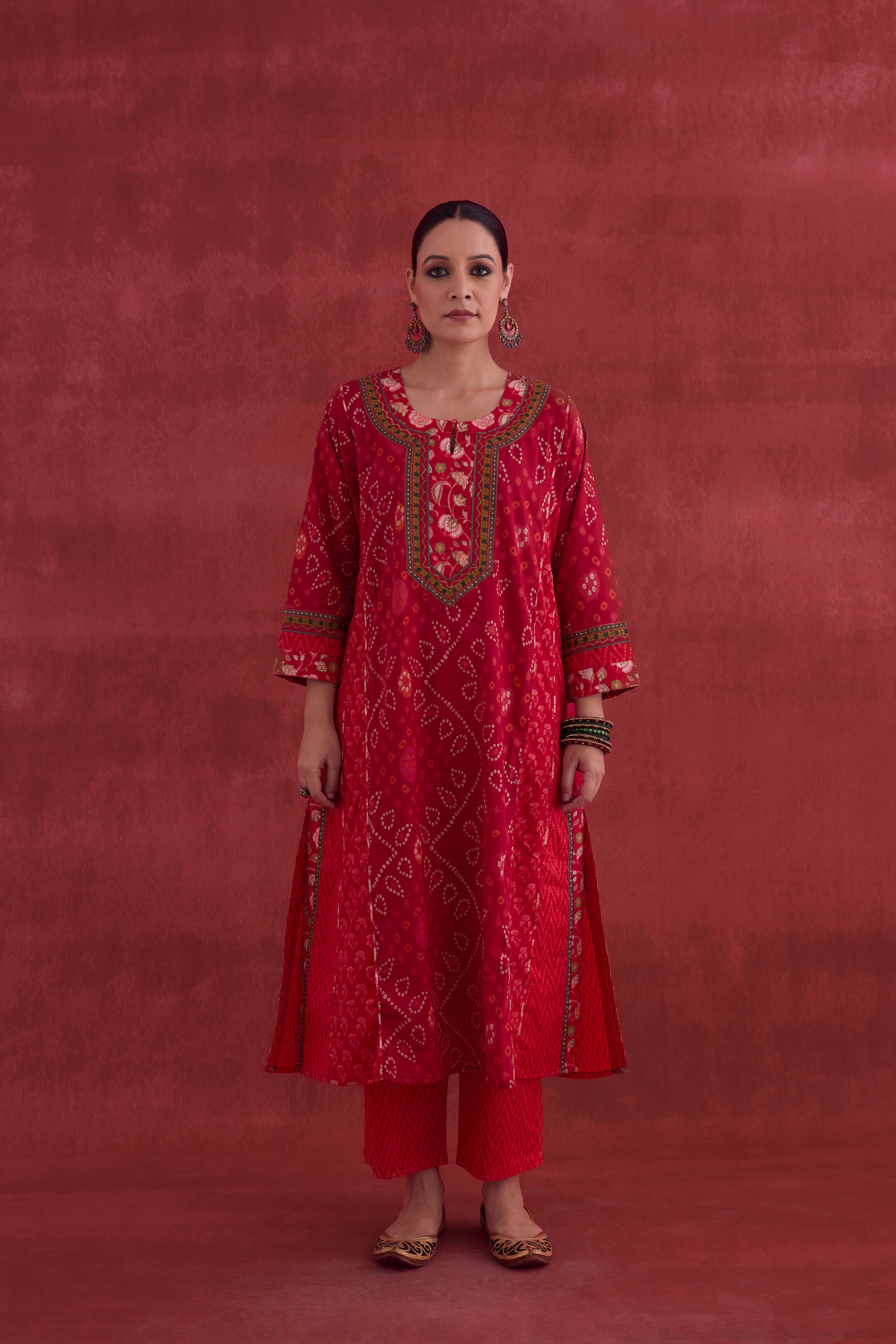 Ananya Pant Red (10049104183595)