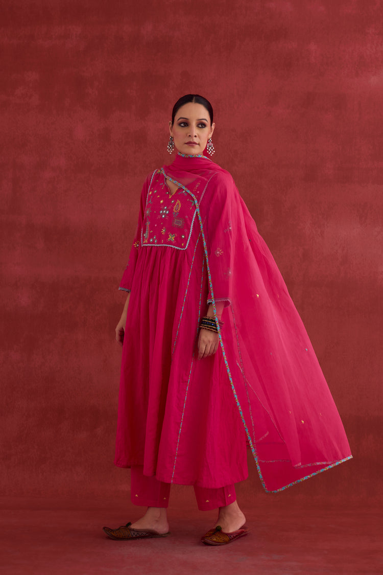 Dreamy Embroidered Kurta Hot Pink (10040120410411)