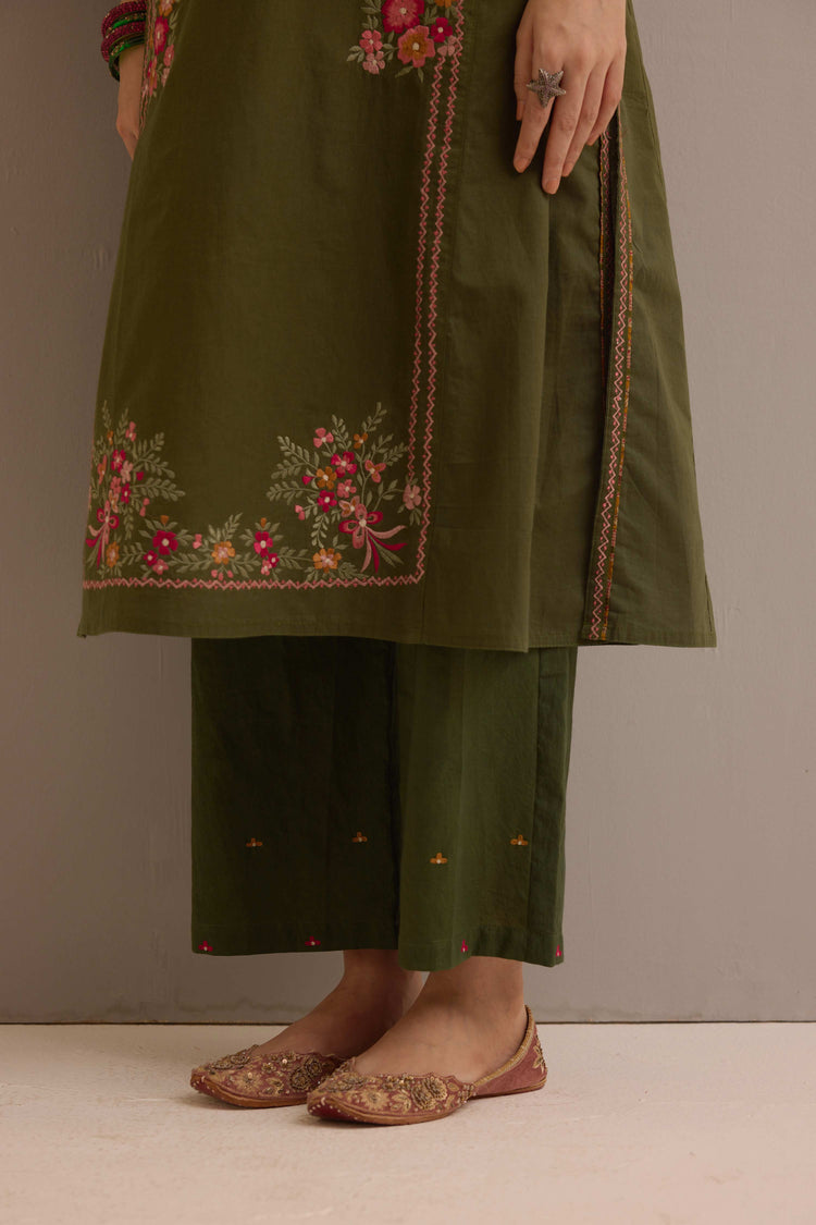 Tulsi Embroidered Ensemble Green (Set of 2)