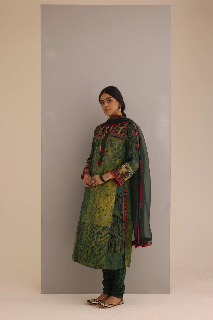Medh Treated Chiffon Dupatta Green