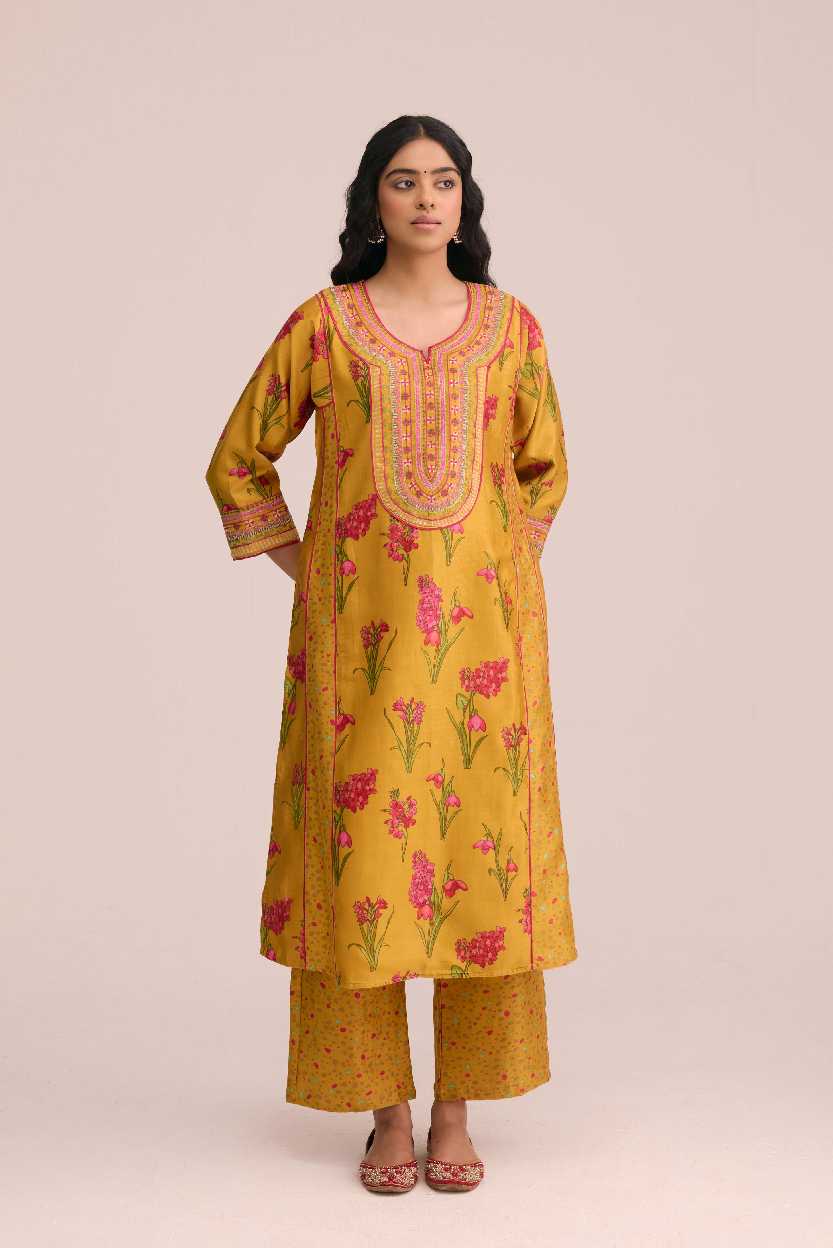 Straight Chanderi Printed Pant Yellow