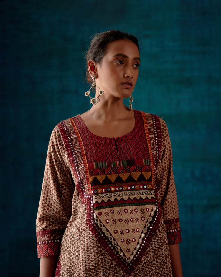 Devi Kurta Beige Maroon (7152337354799)