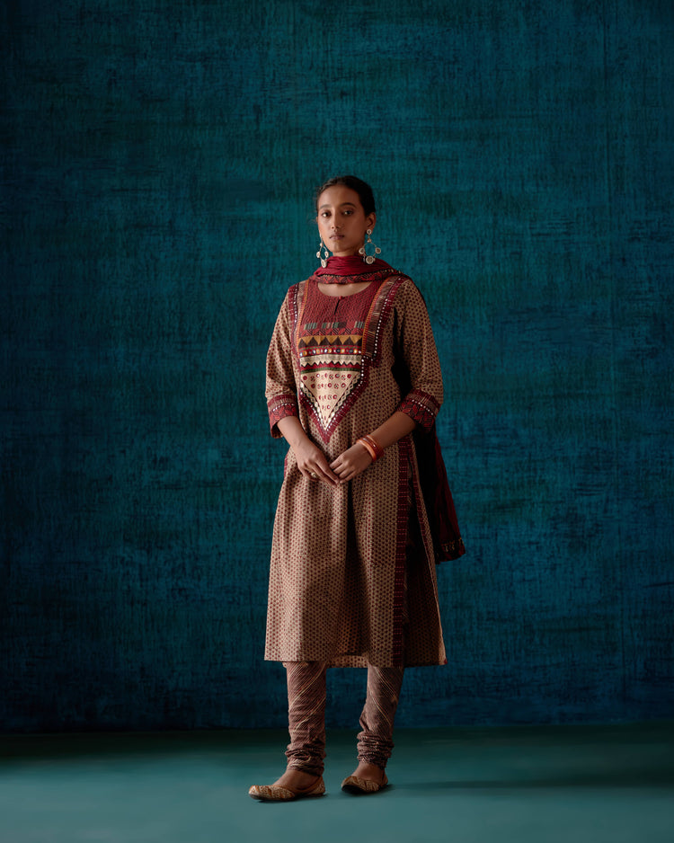 Devi Kurta Beige Maroon (7152337354799)