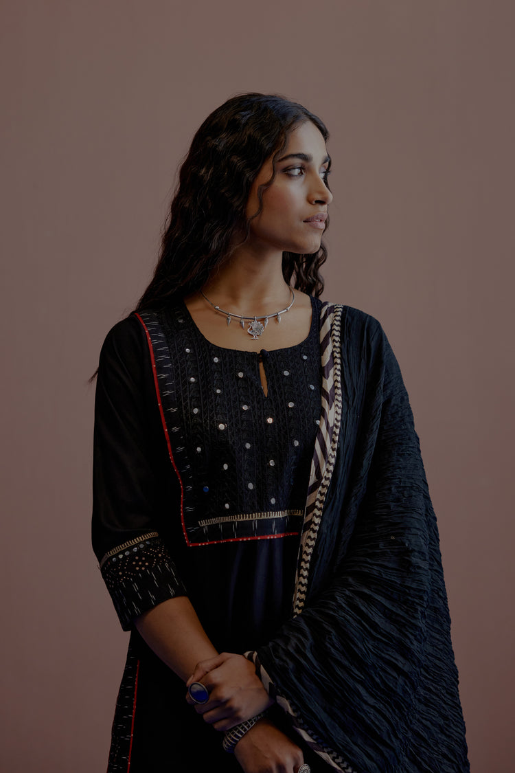 Yoke Kurta Black (8016284975403)