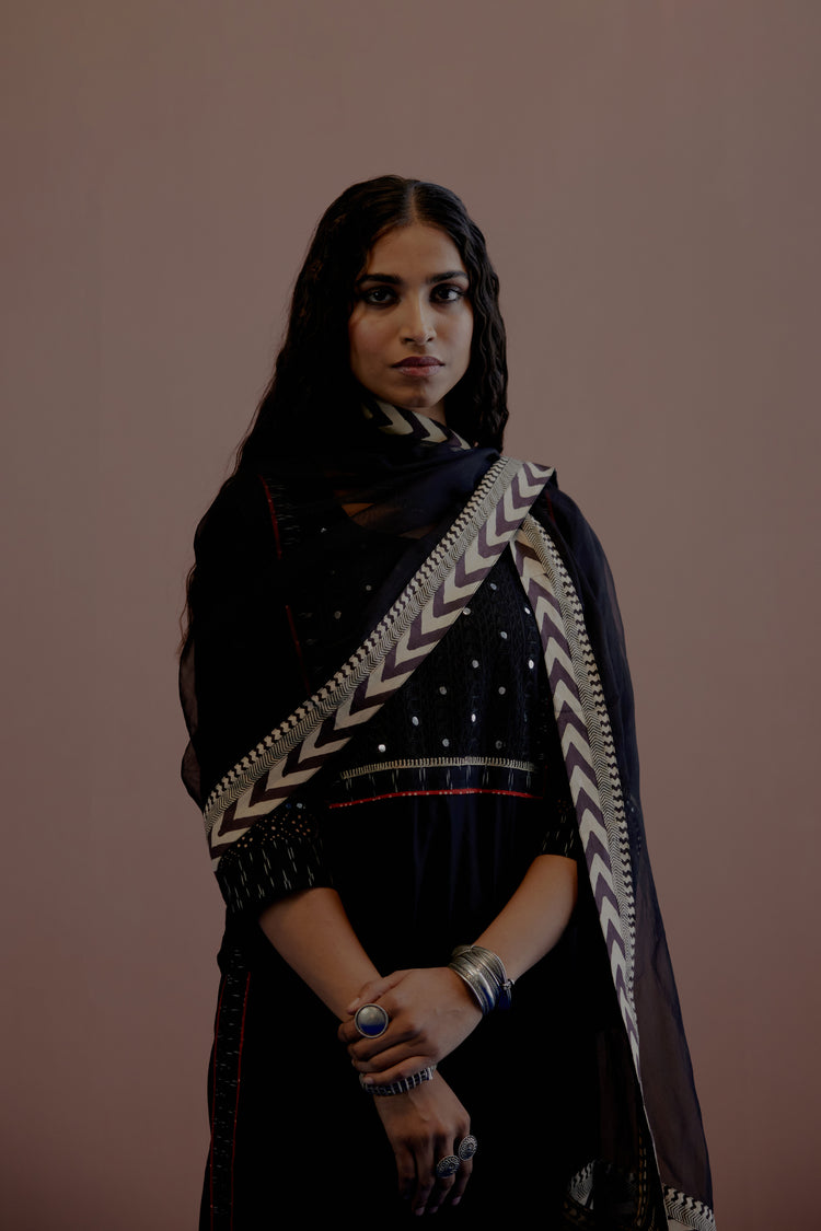 Yoke Kurta Black (8016284975403)