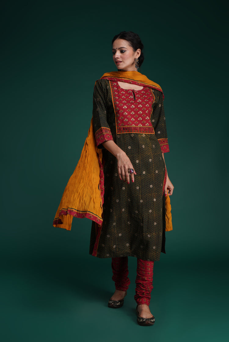 Rozana Cotton Crinkled Dupatta Ochre (7153498325039)