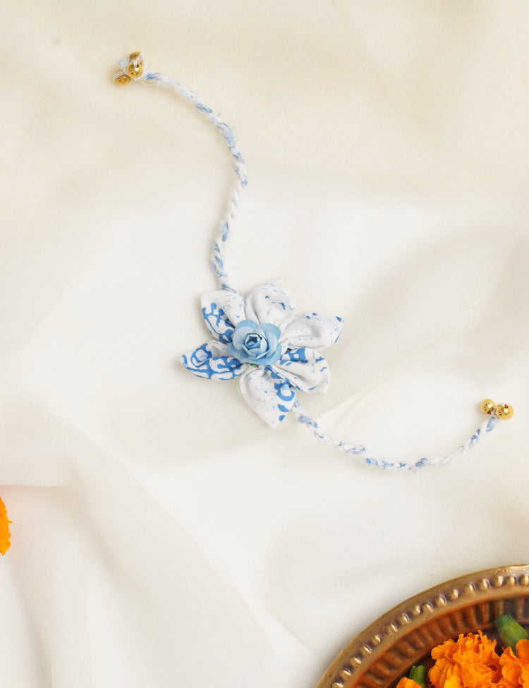 Izna Rakhi White (7086187118639)