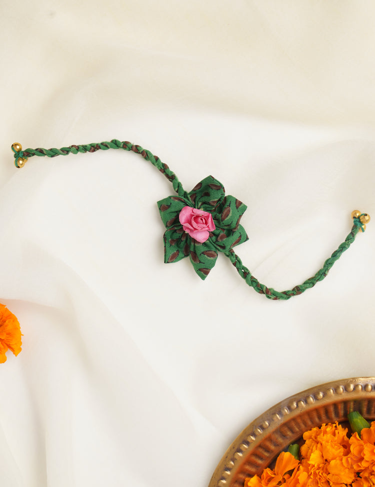 Izna Rakhi Green (7086181810223)