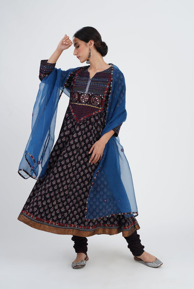 Navya Churidar Black Maroon (8053981151531)