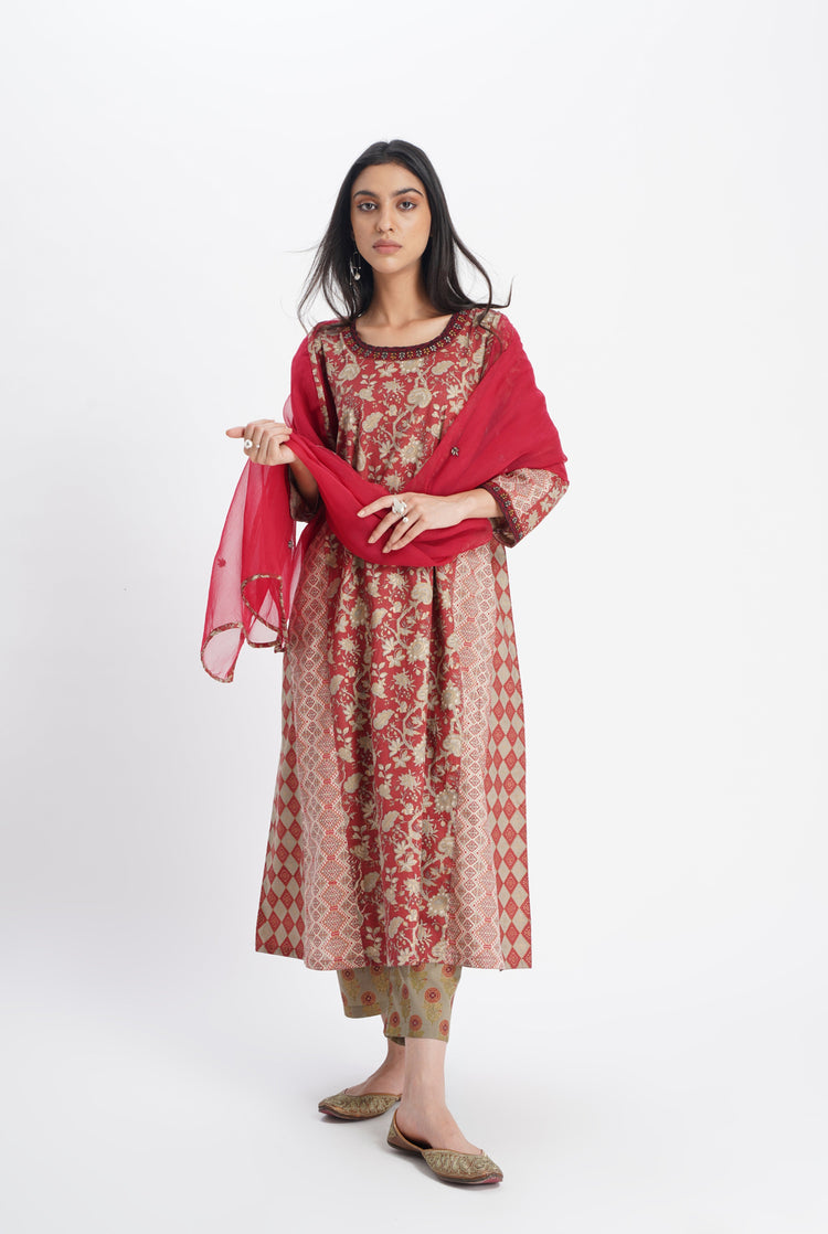 Vanya Dupatta Crimson Red (8018153439531)