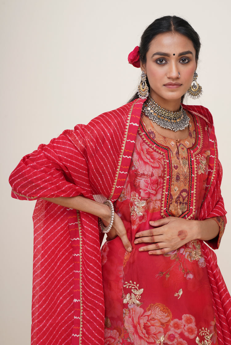 Rozana Embroidered Kurta Red (6777736003631)