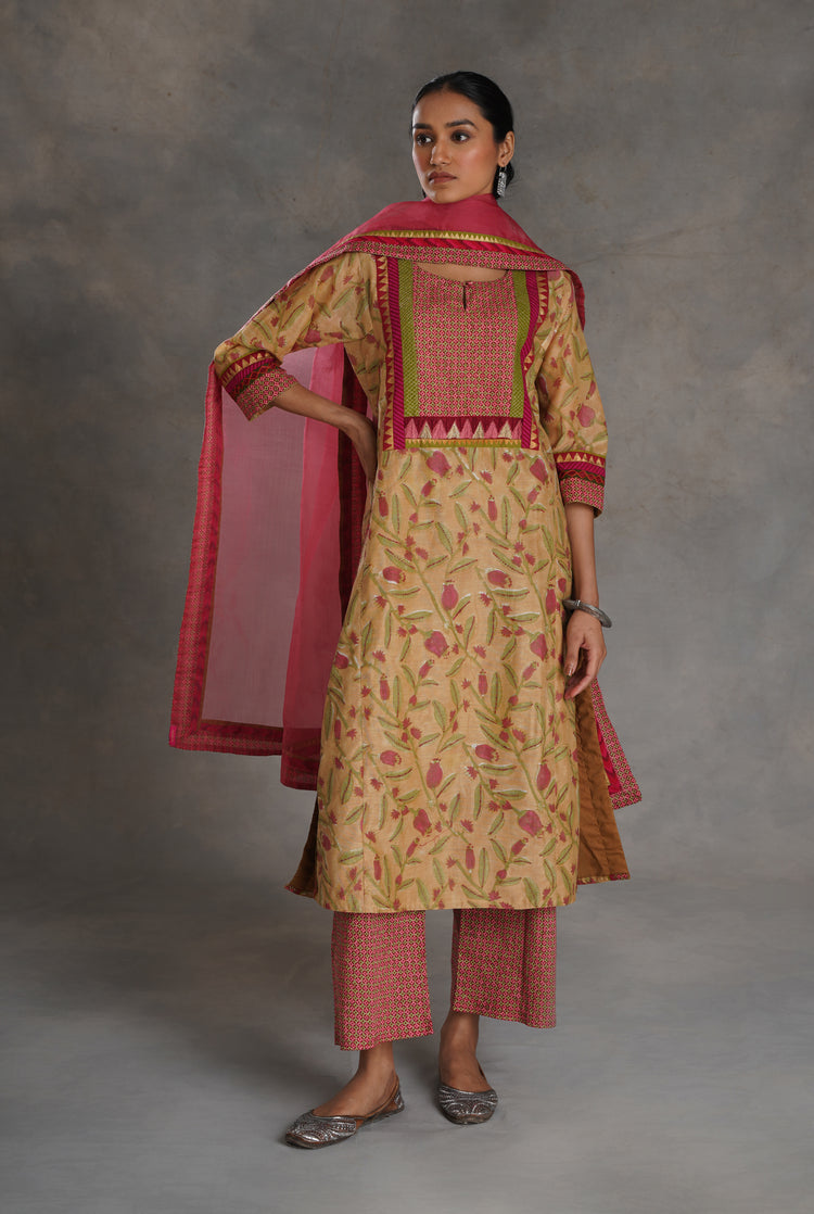 Yoke Kurta Beige Blush Pink (7019853414447)